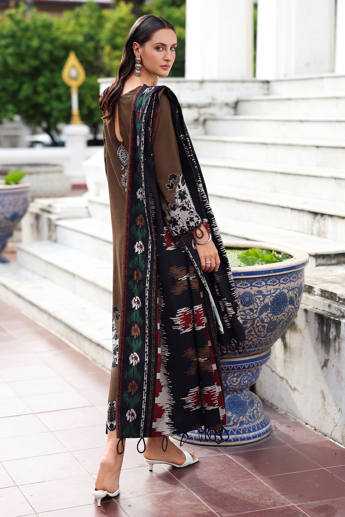Aniiq By Charizma Embroidered Suit
