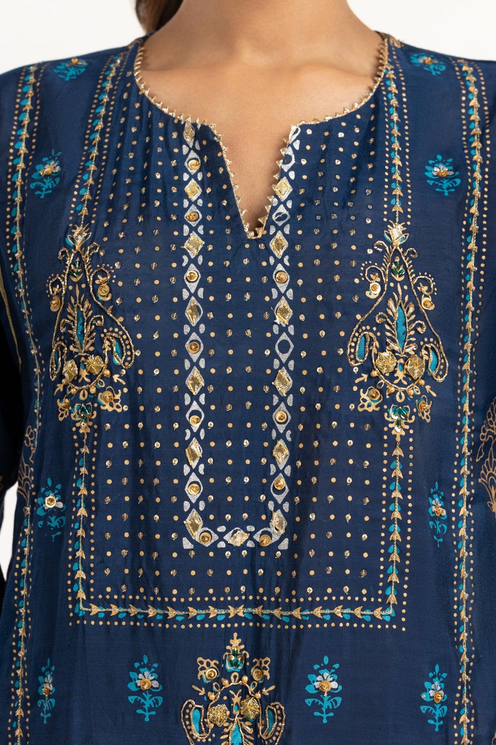 Gul Ahmed Embroidered Lawn Suit