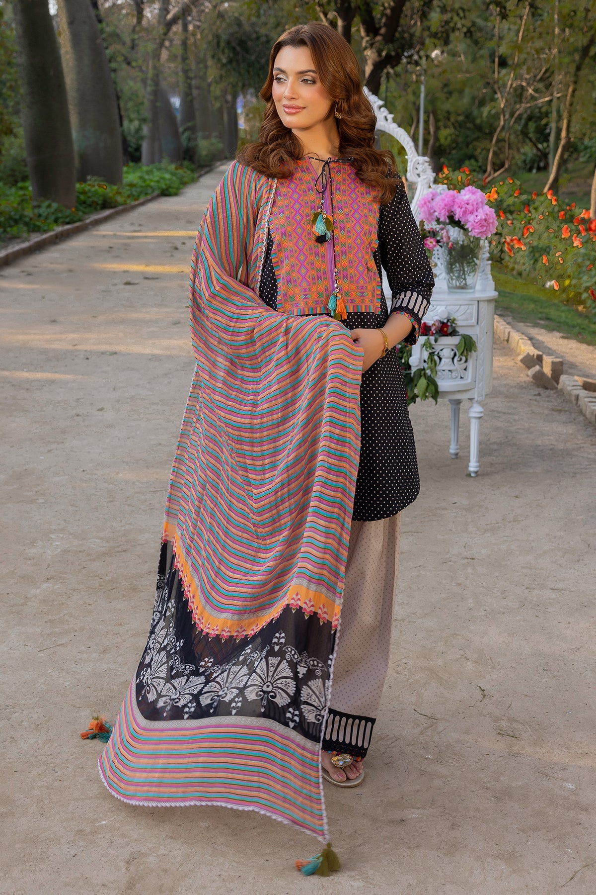 Charizma 3-PC Printed Lawn Suit