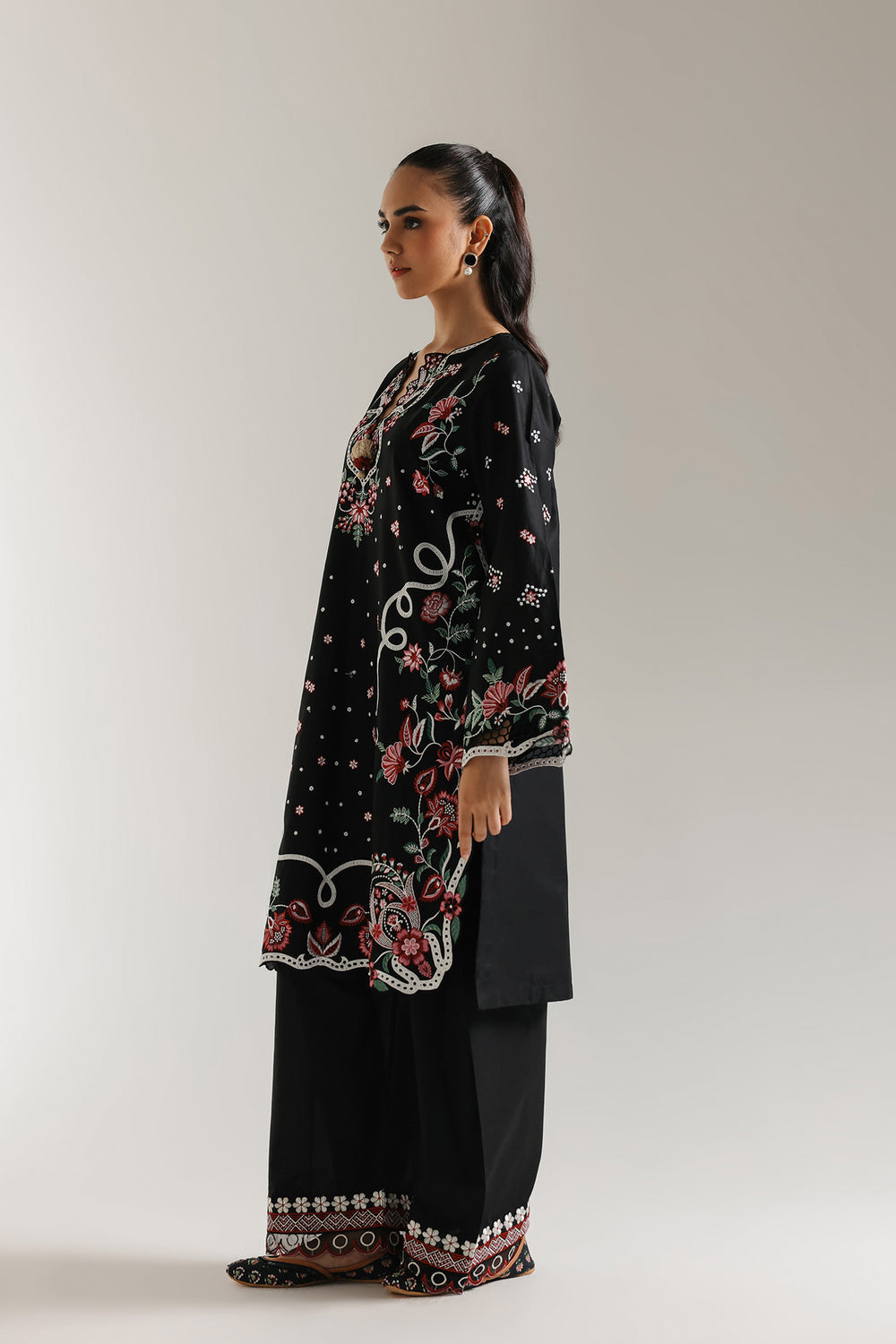 Ethnic Embroidered 2pc