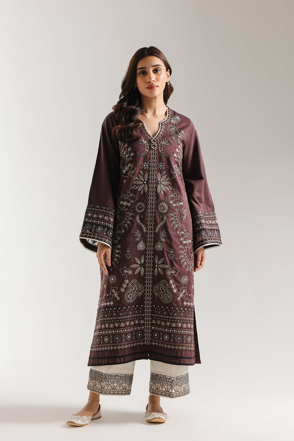 Ethnic Embroidered 2pc Suit