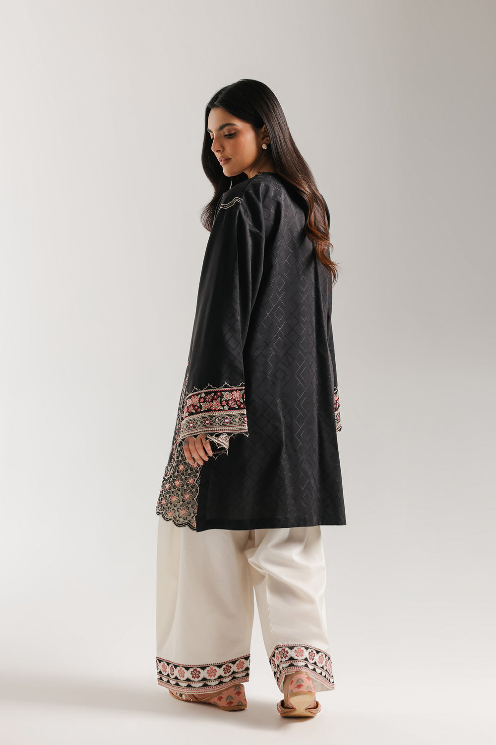 Ethnic Embroidered 2pc Suit