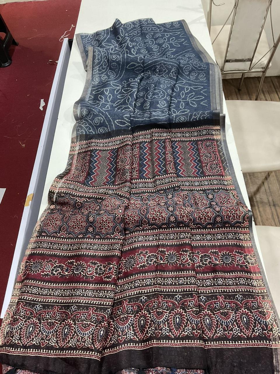 Exclusive Gicha Cotton Saree