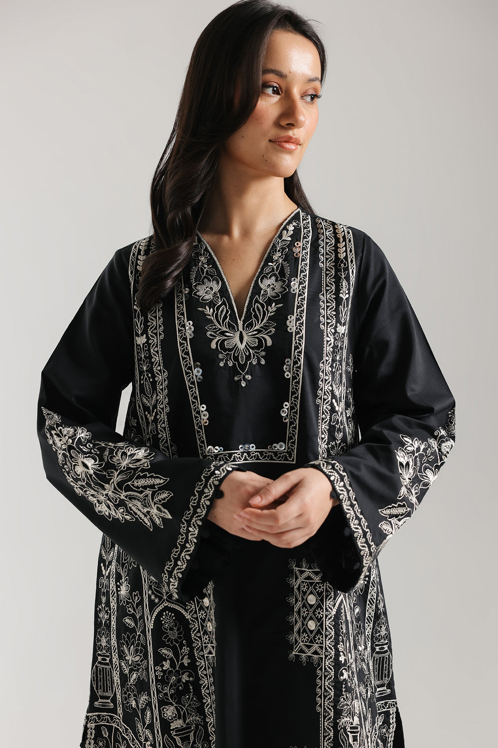 Ethnic Embroidered 2pc Suit