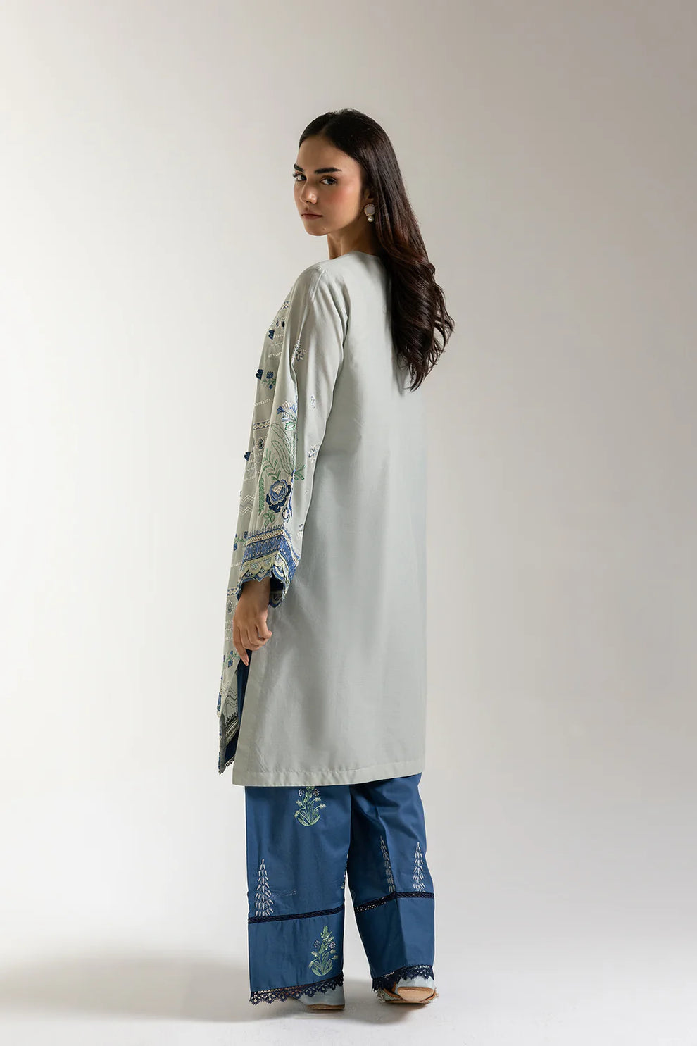 Ethnic Embroidered 2pc