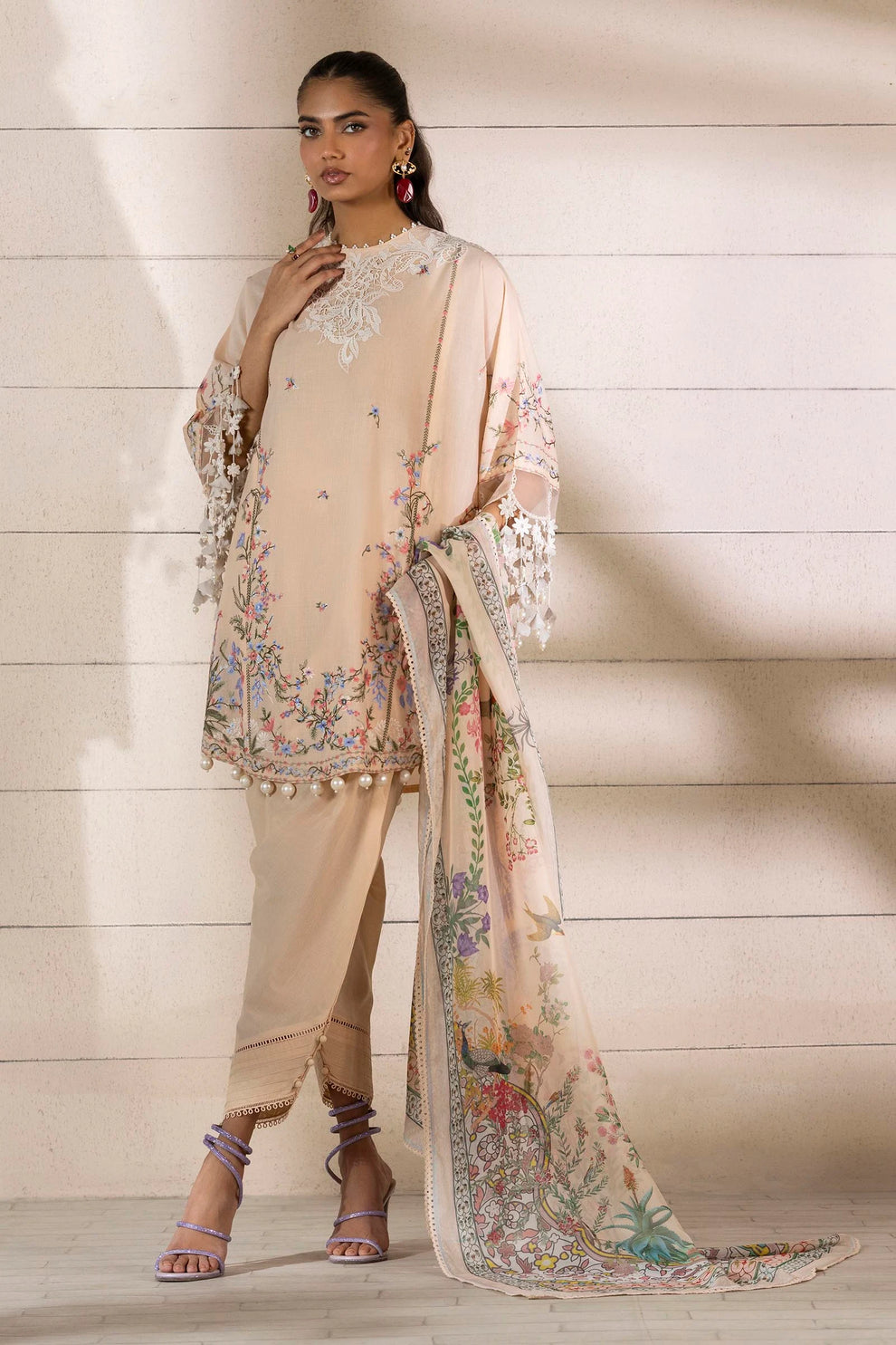 Muzlin by Sana Safinaz Luxury Collection