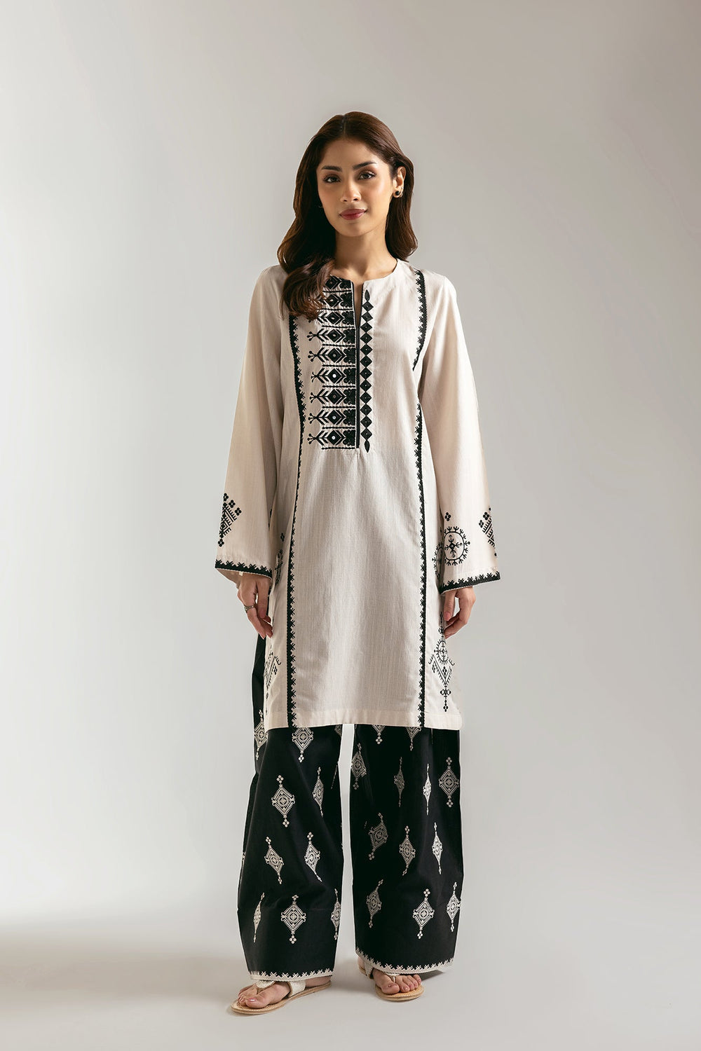 Ethnic Embroidered 2pc