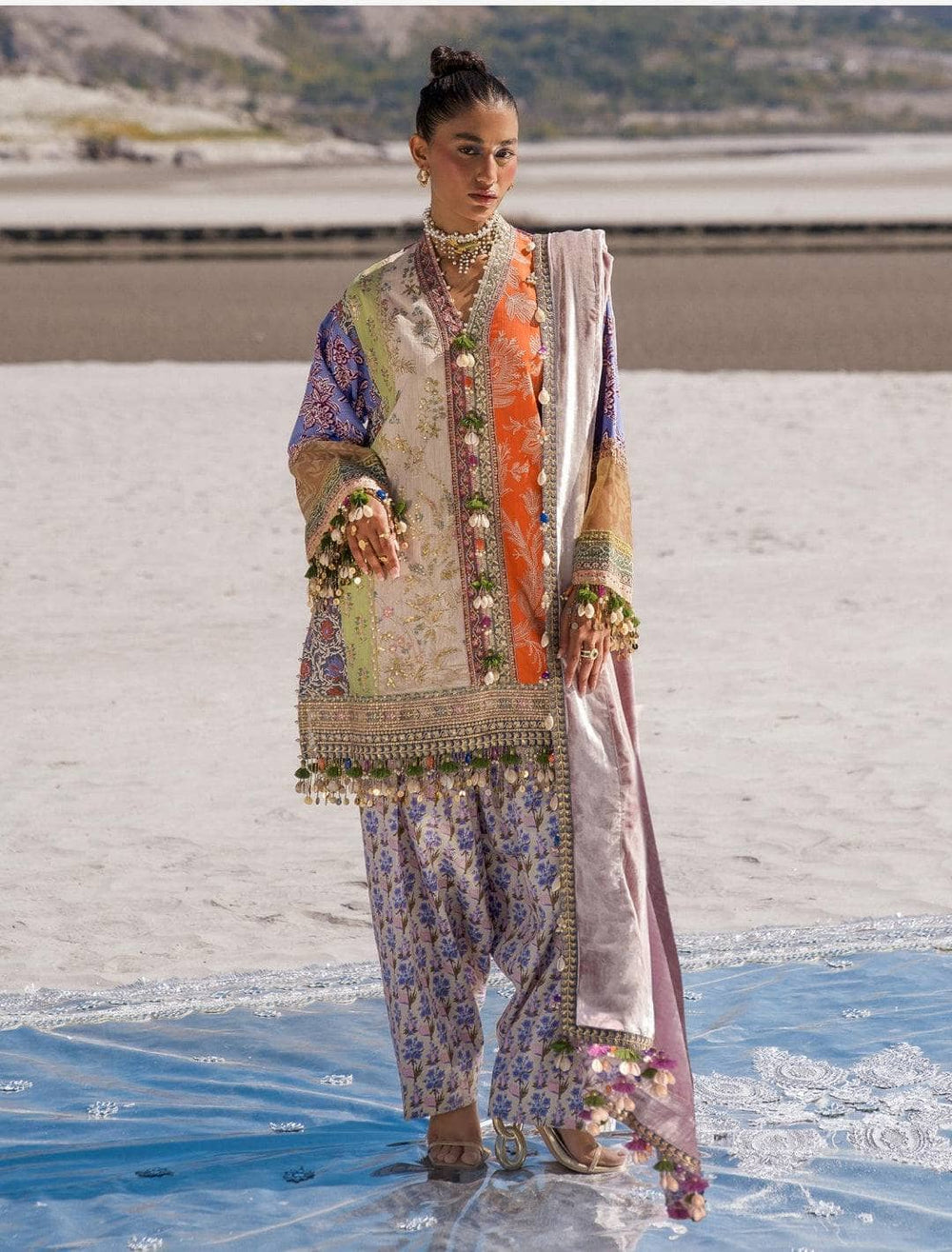 Muzlin by Sana Safinaz Luxury Collection