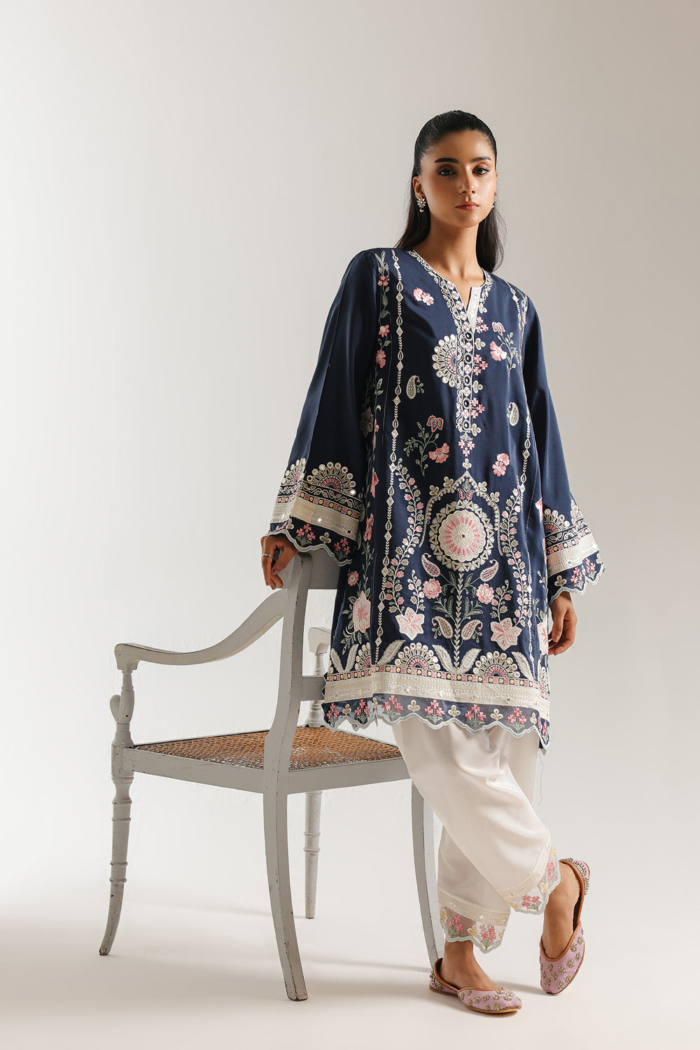 Ethnic Embroidered 2pc Suit