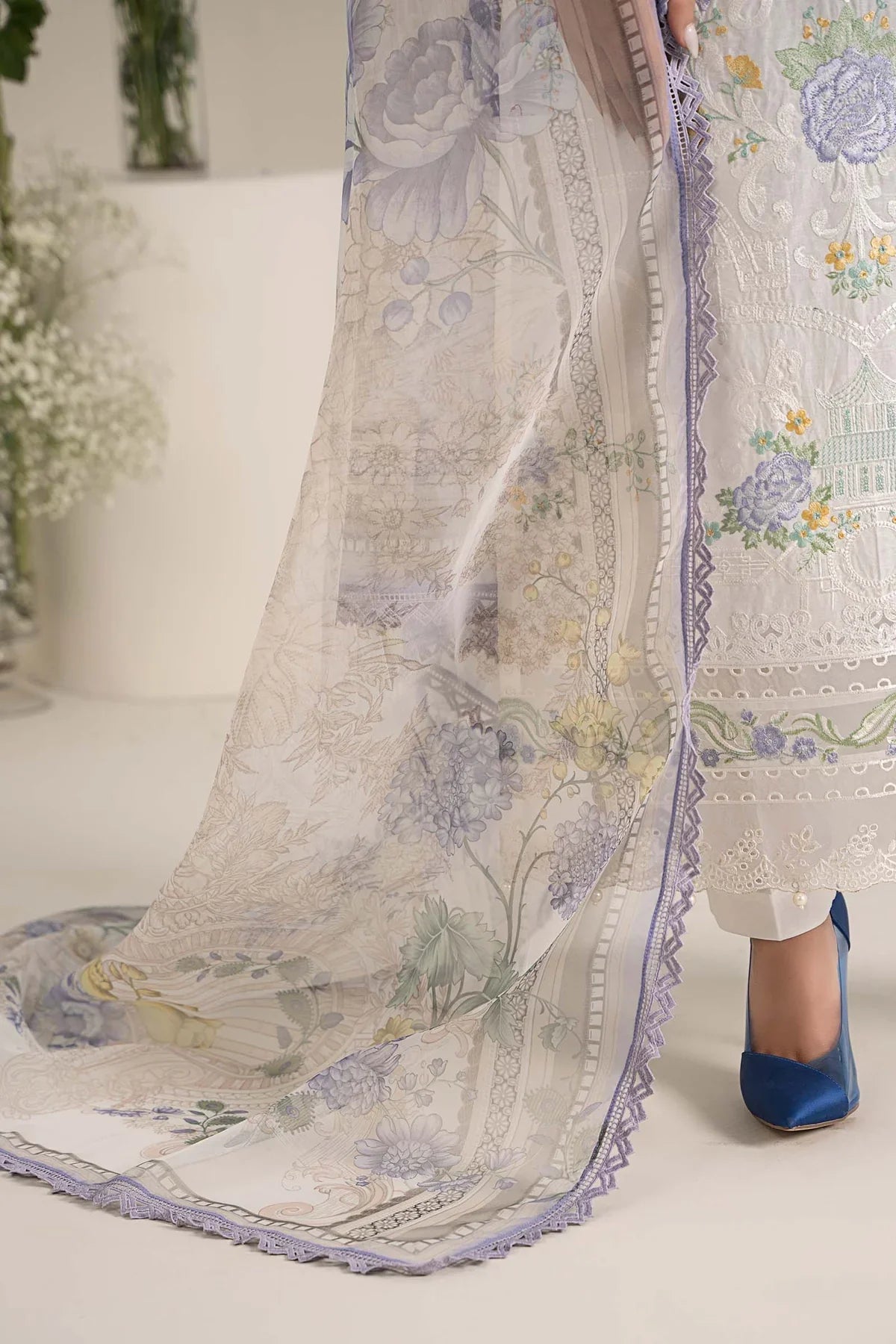 Maria B - Embroidered Jacquard Lawn Suit