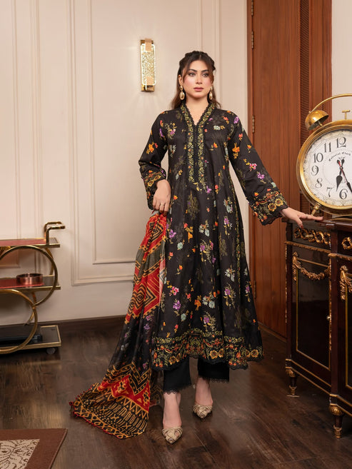 Munira Designers Embroidered Lawn