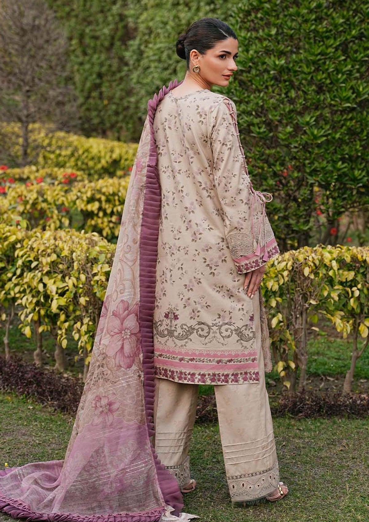 Zarqash Luxury Lawn Collection