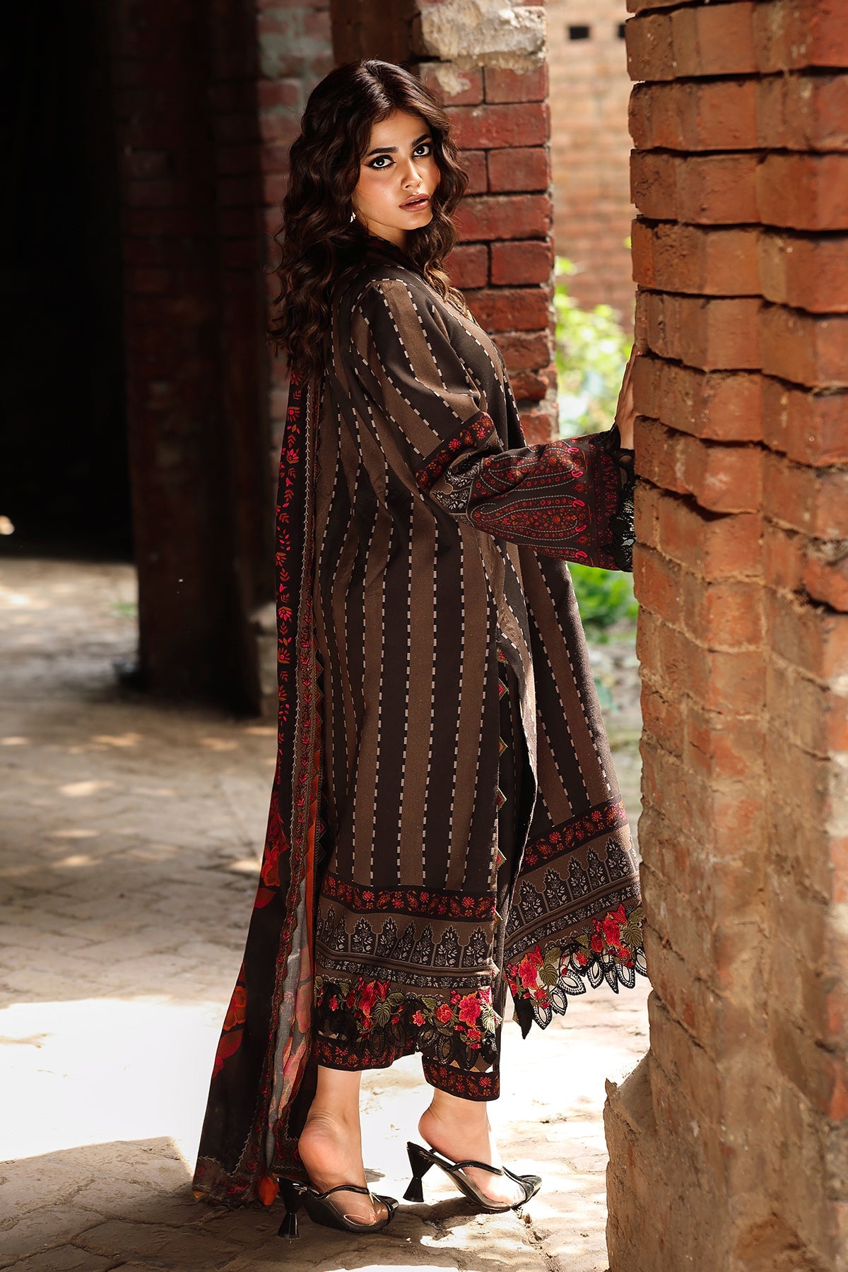Aniiq By Charizma Embroidered Suit