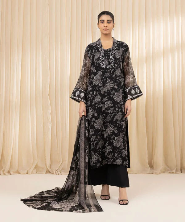 Sapphire Embroidered Chiffon Suit