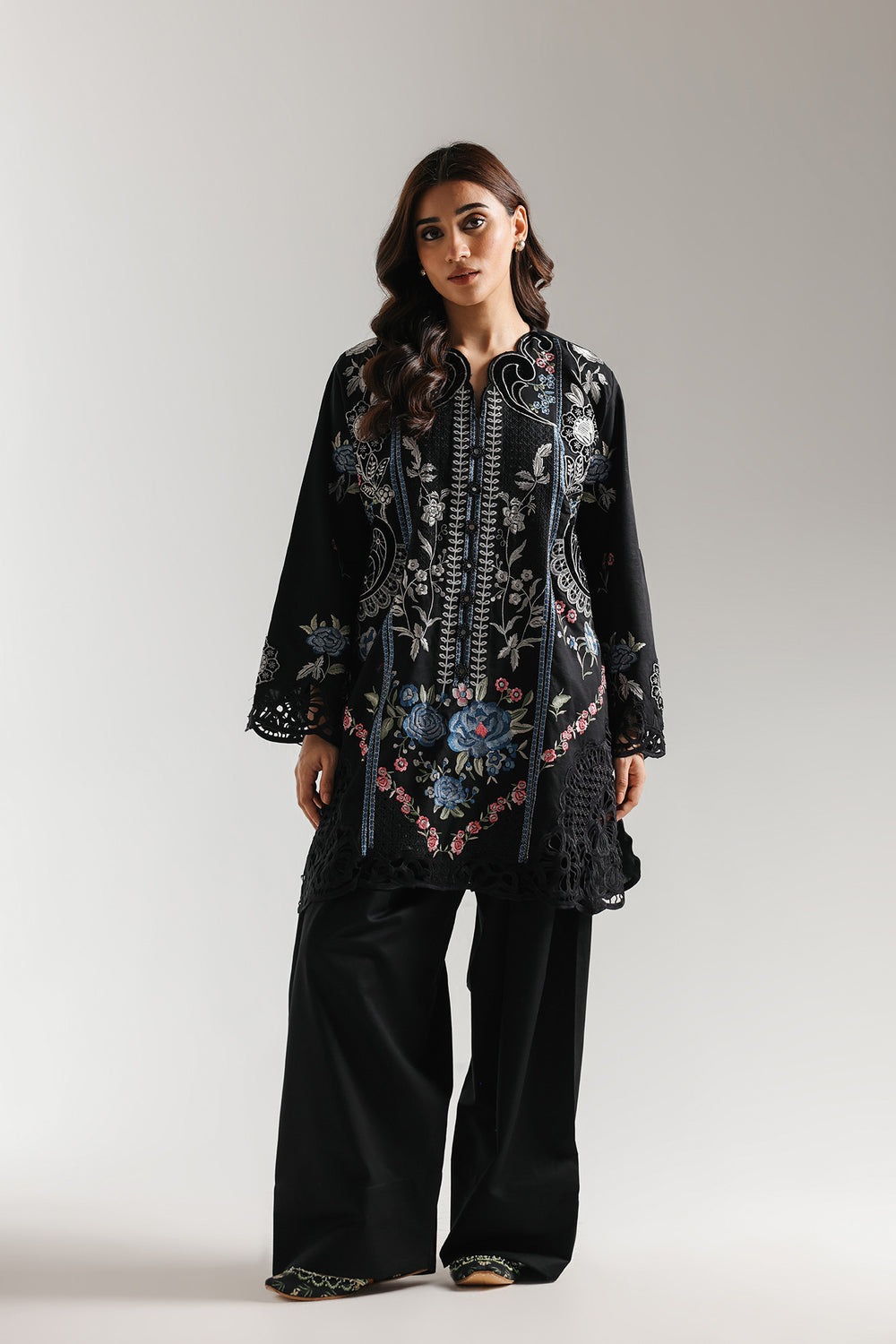 Ethnic Embroidered 2pc Suit