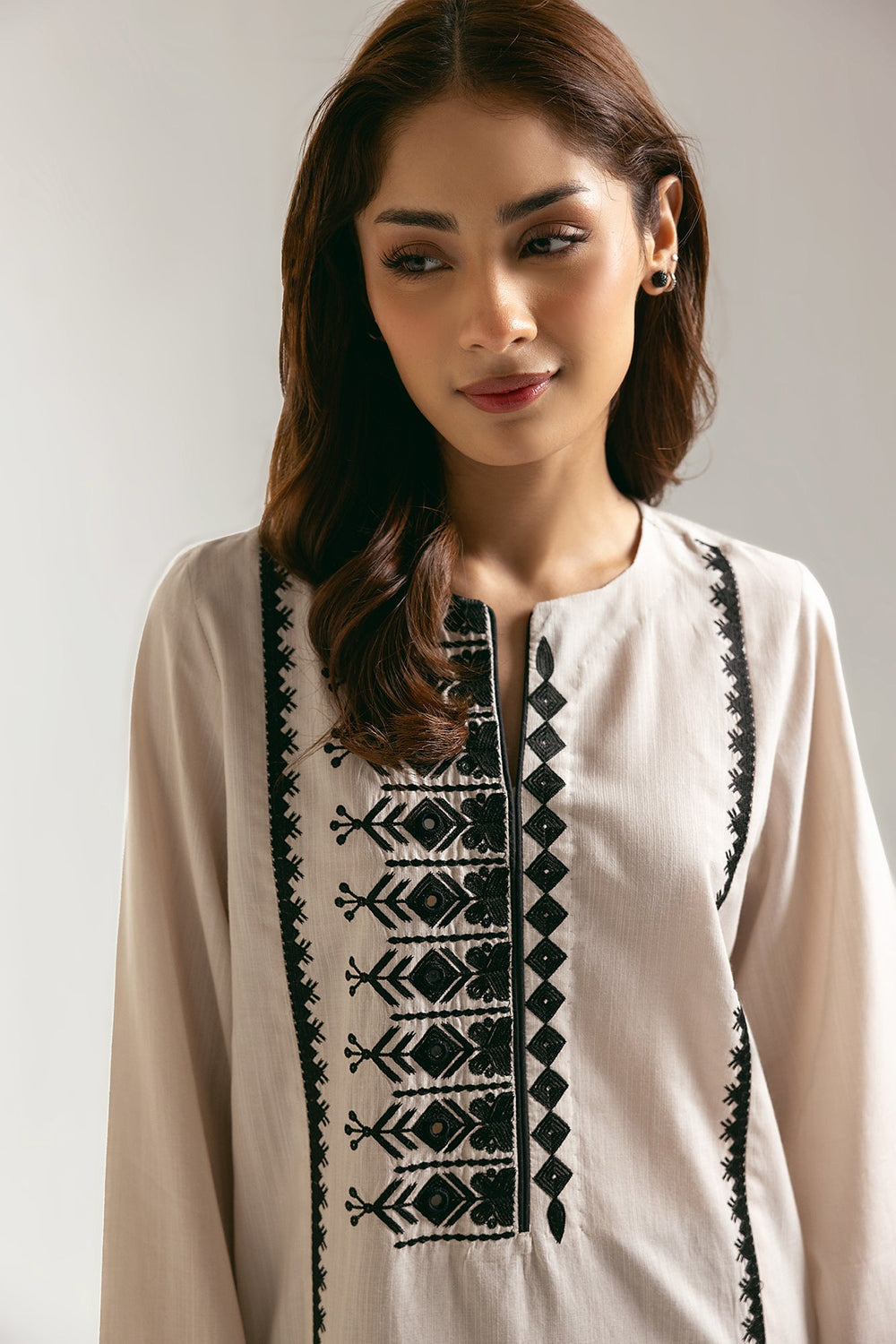 Ethnic Embroidered 2pc