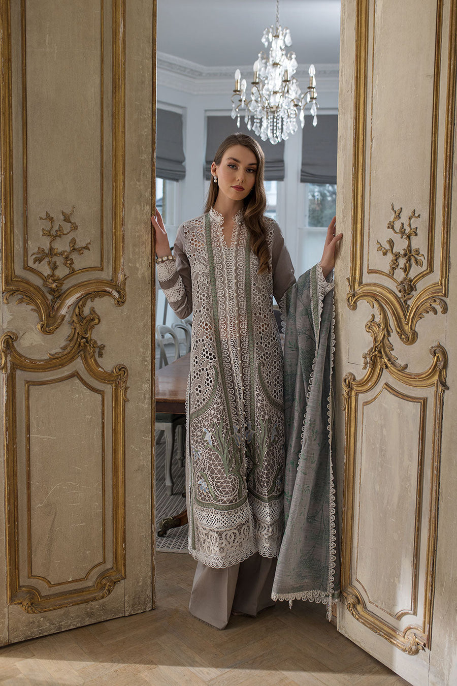 Sobia Nazir Luxury lawn