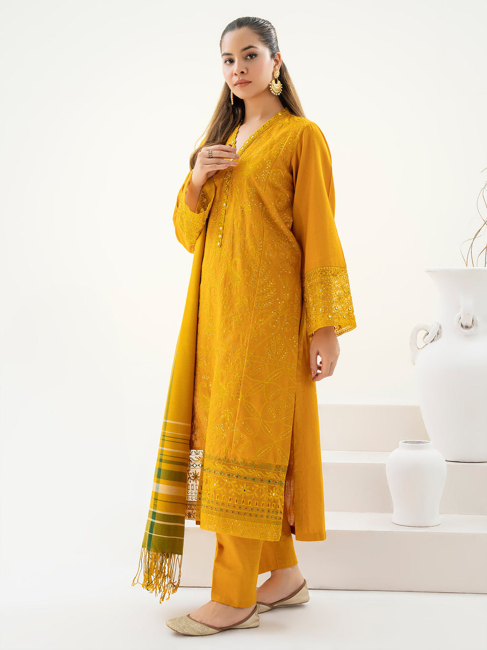 3 Piece Khaddar Suit-Embroidered By LimeLight