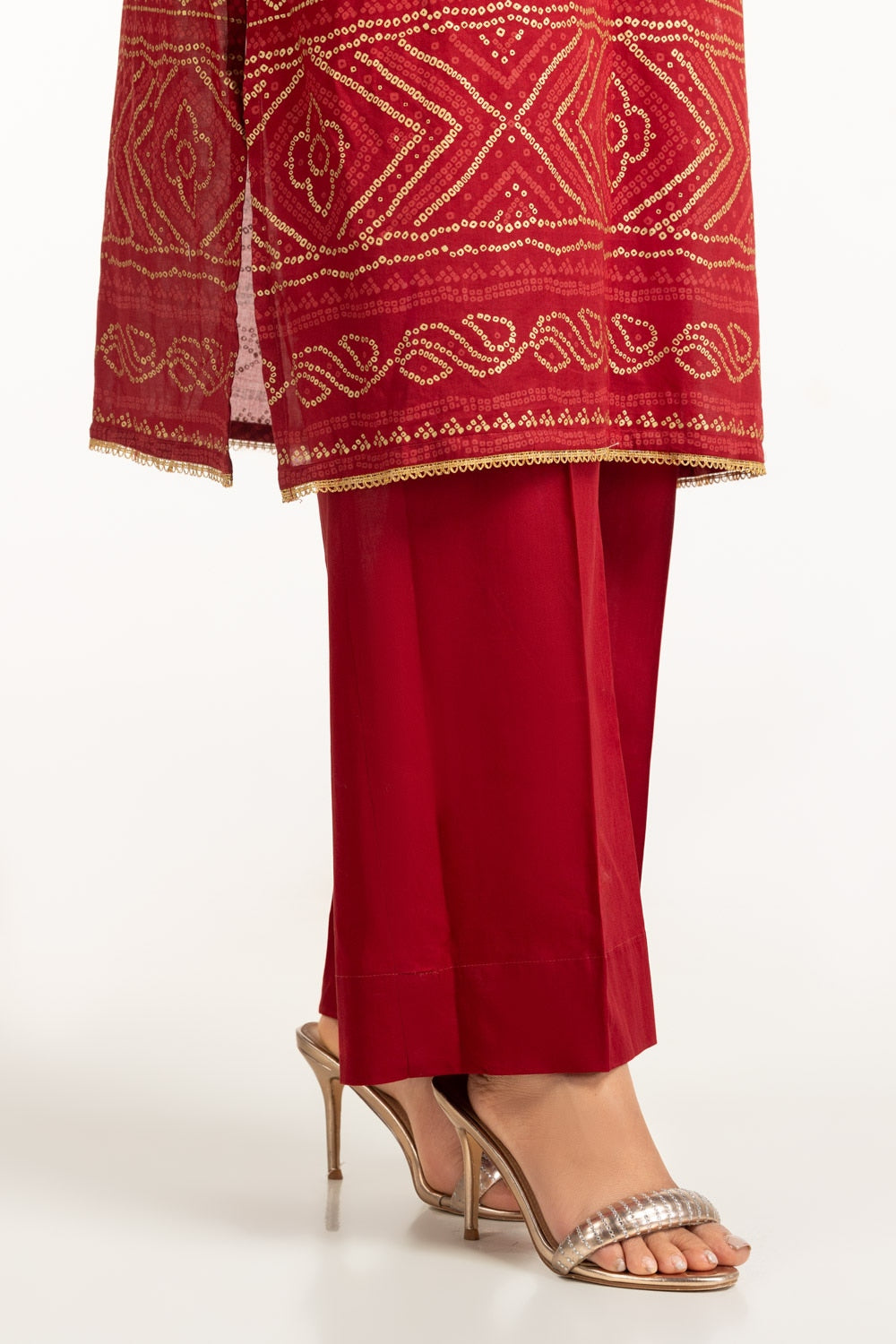 Gul Ahmed Embroidered Lawn Suit