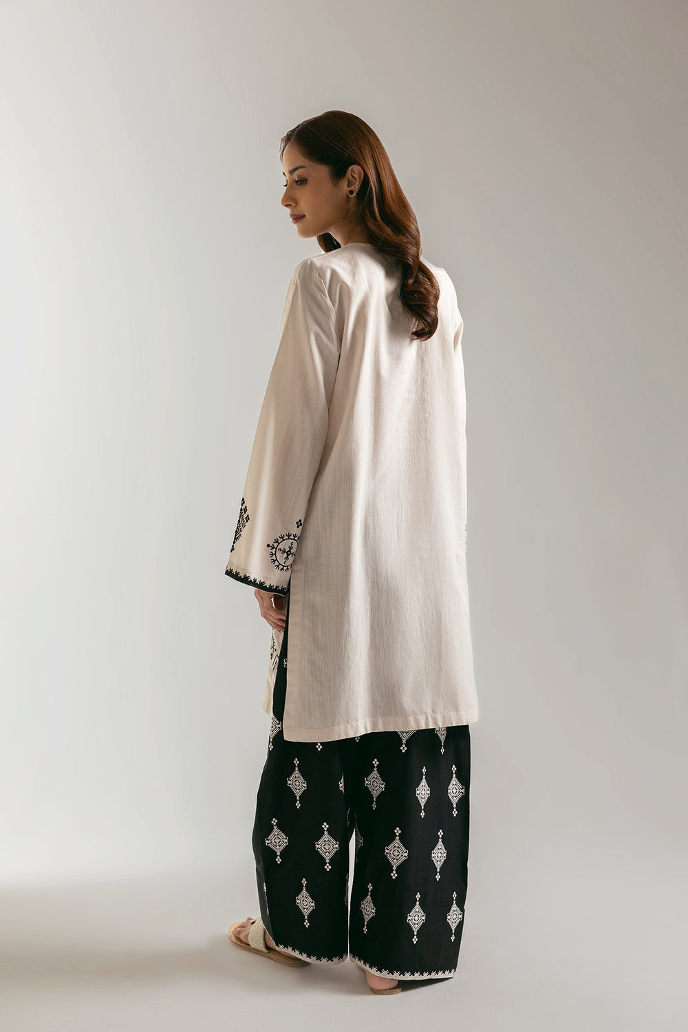 Ethnic Embroidered 2pc