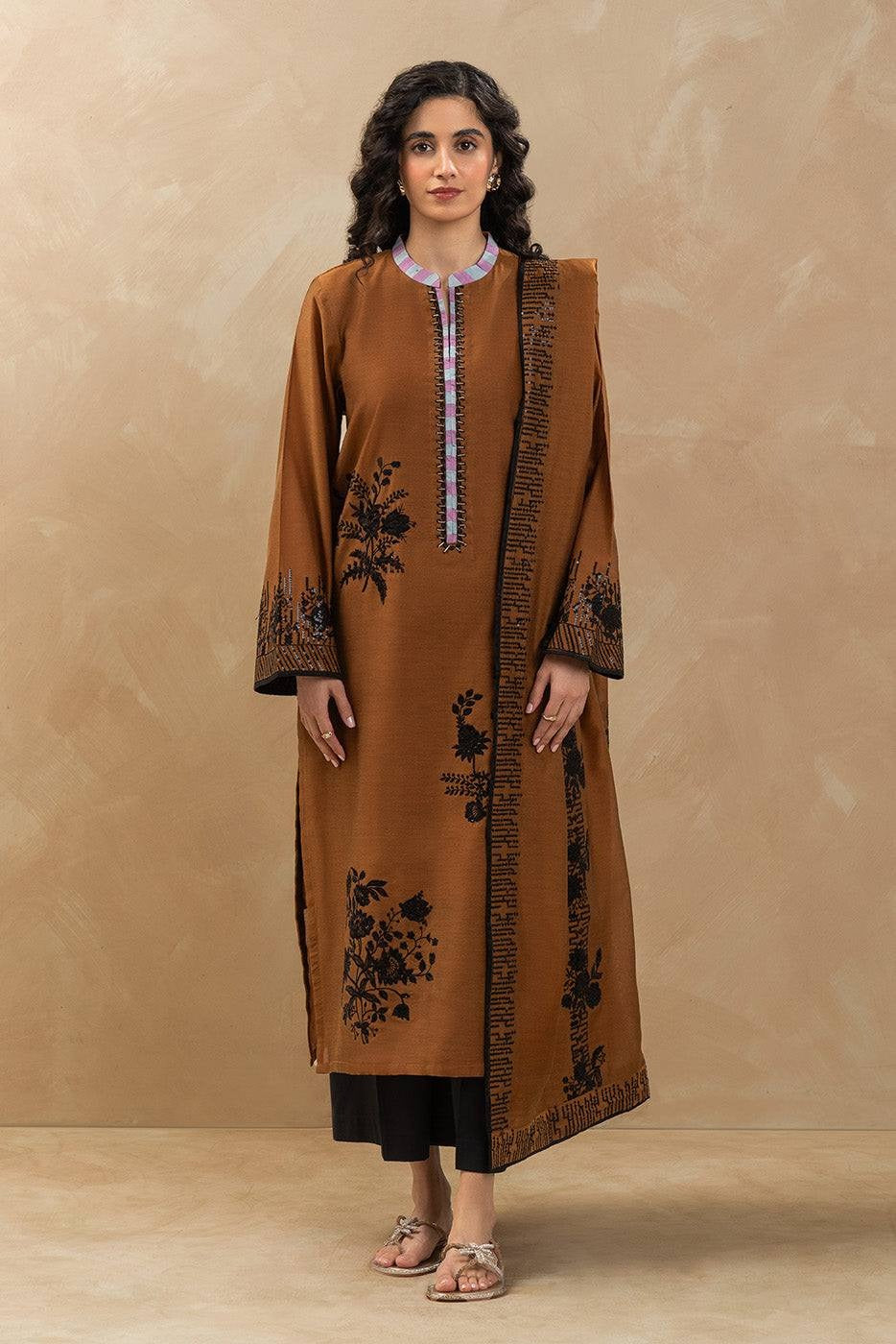 Beechtree Embroidered Suit 2 pc