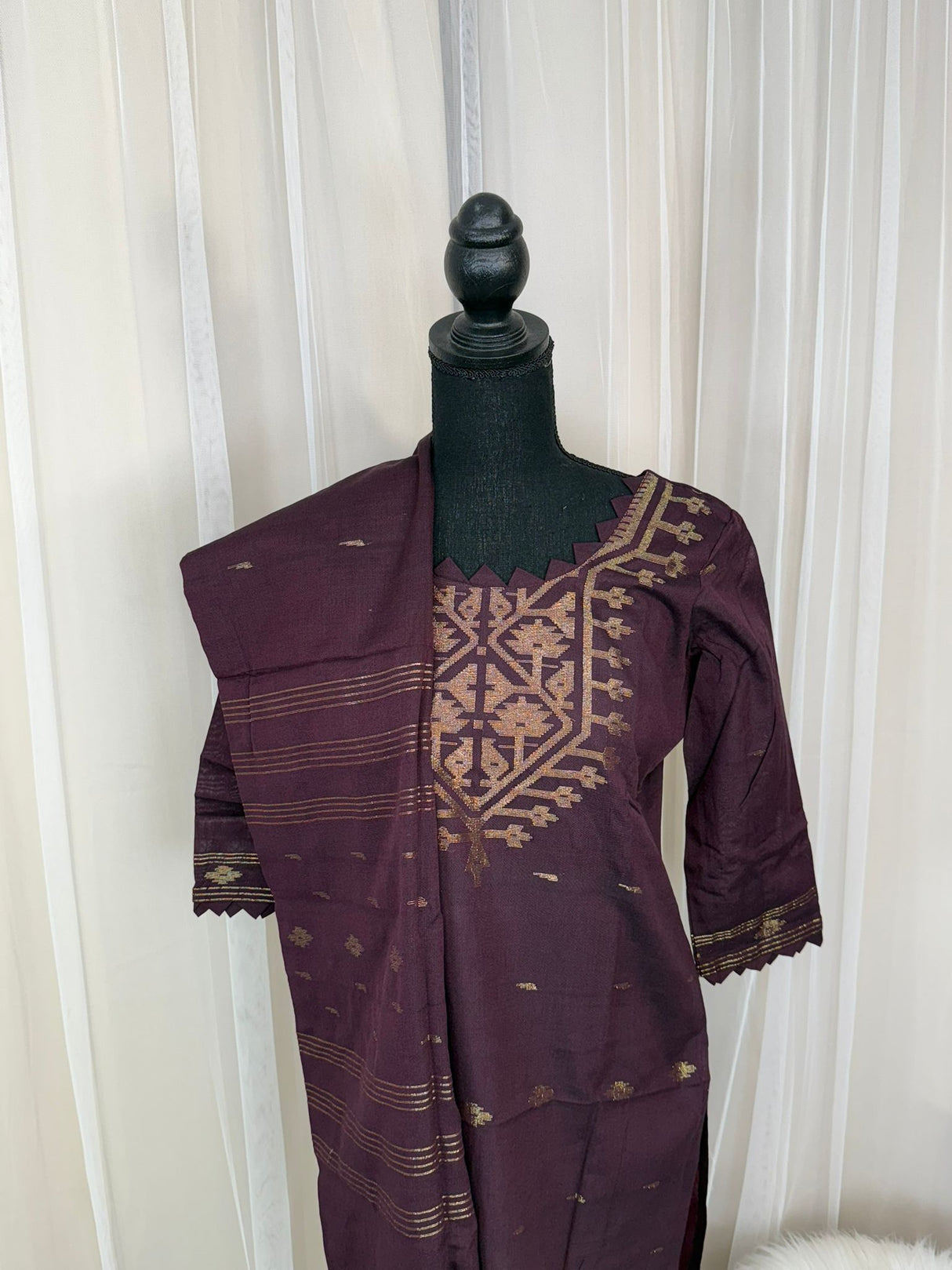 Bangladeshi Jamdani salwar kamiz