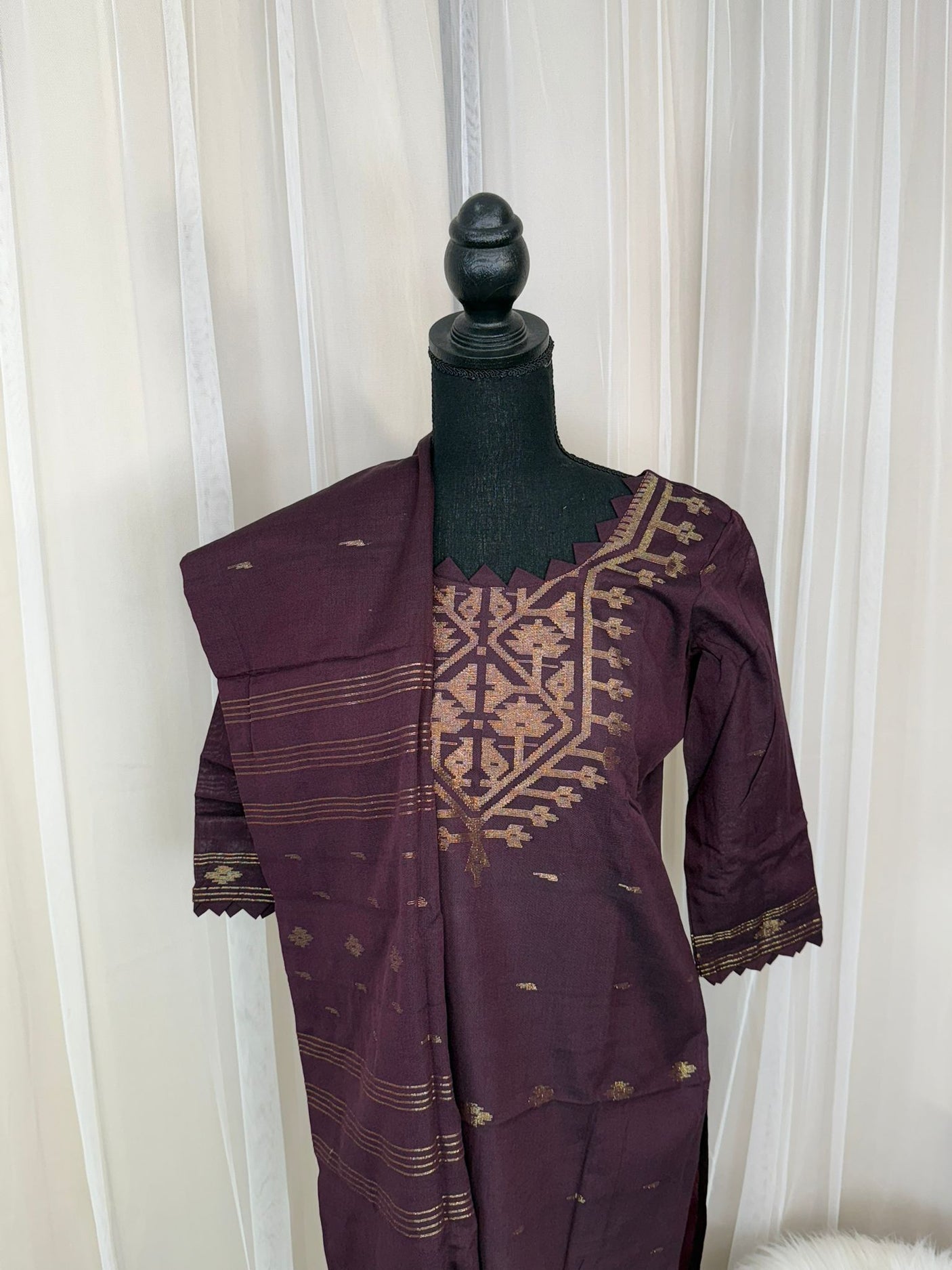 Bangladeshi Jamdani salwar kamiz