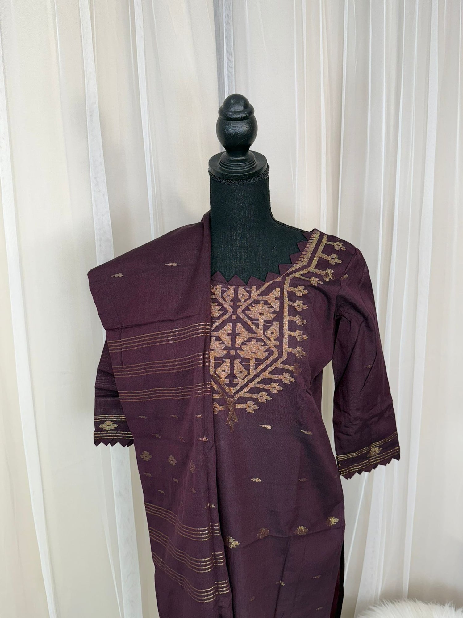 Bangladeshi Jamdani salwar kamiz