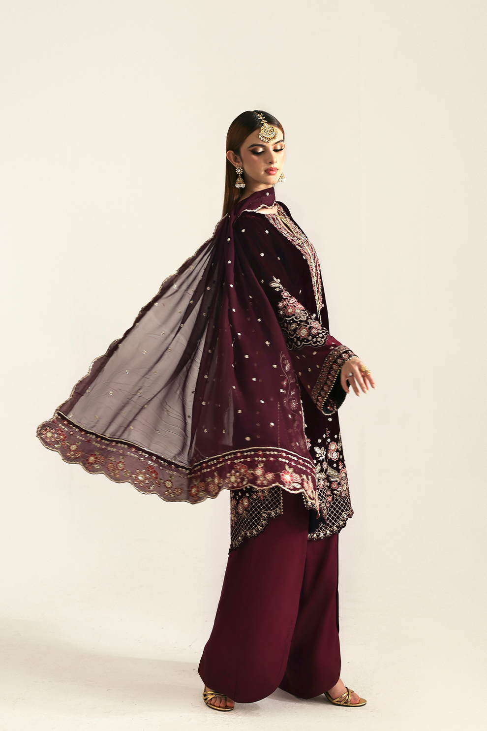 Zarposh by Emaan Adeel Luxury Collection