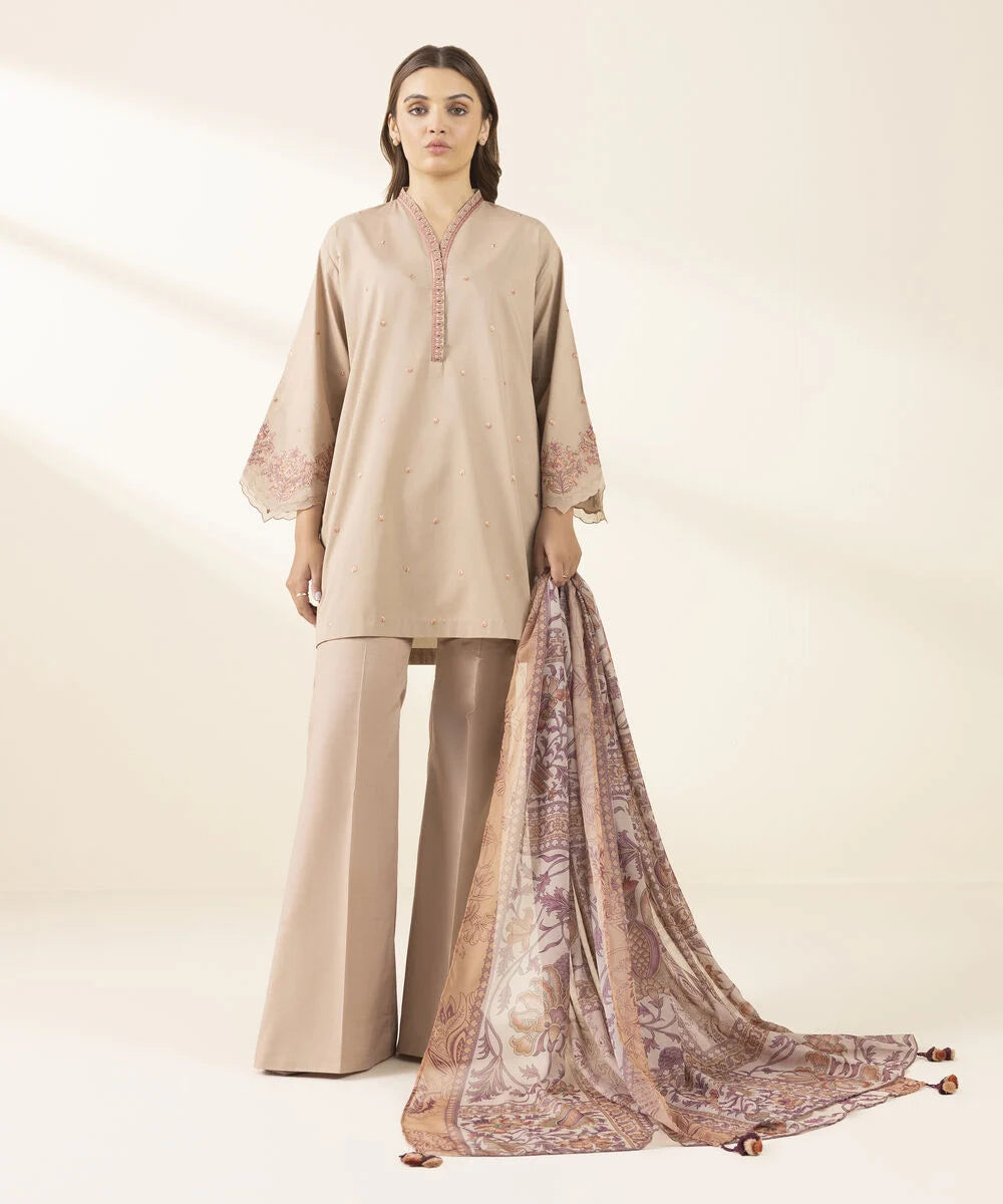 Sapphire Embroidered 2Pc Suit