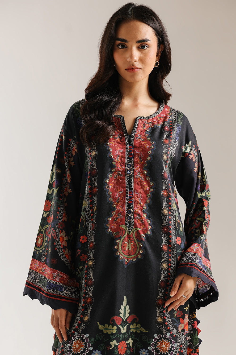 Ethnic Embroidered 2pc Suit