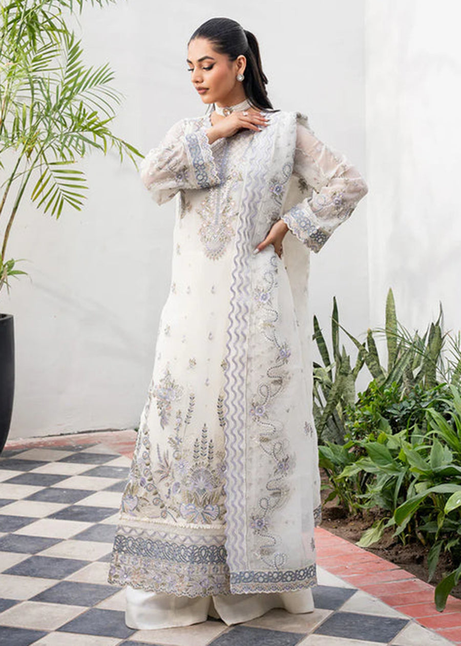 Tarz by Freesia Luxury Collection