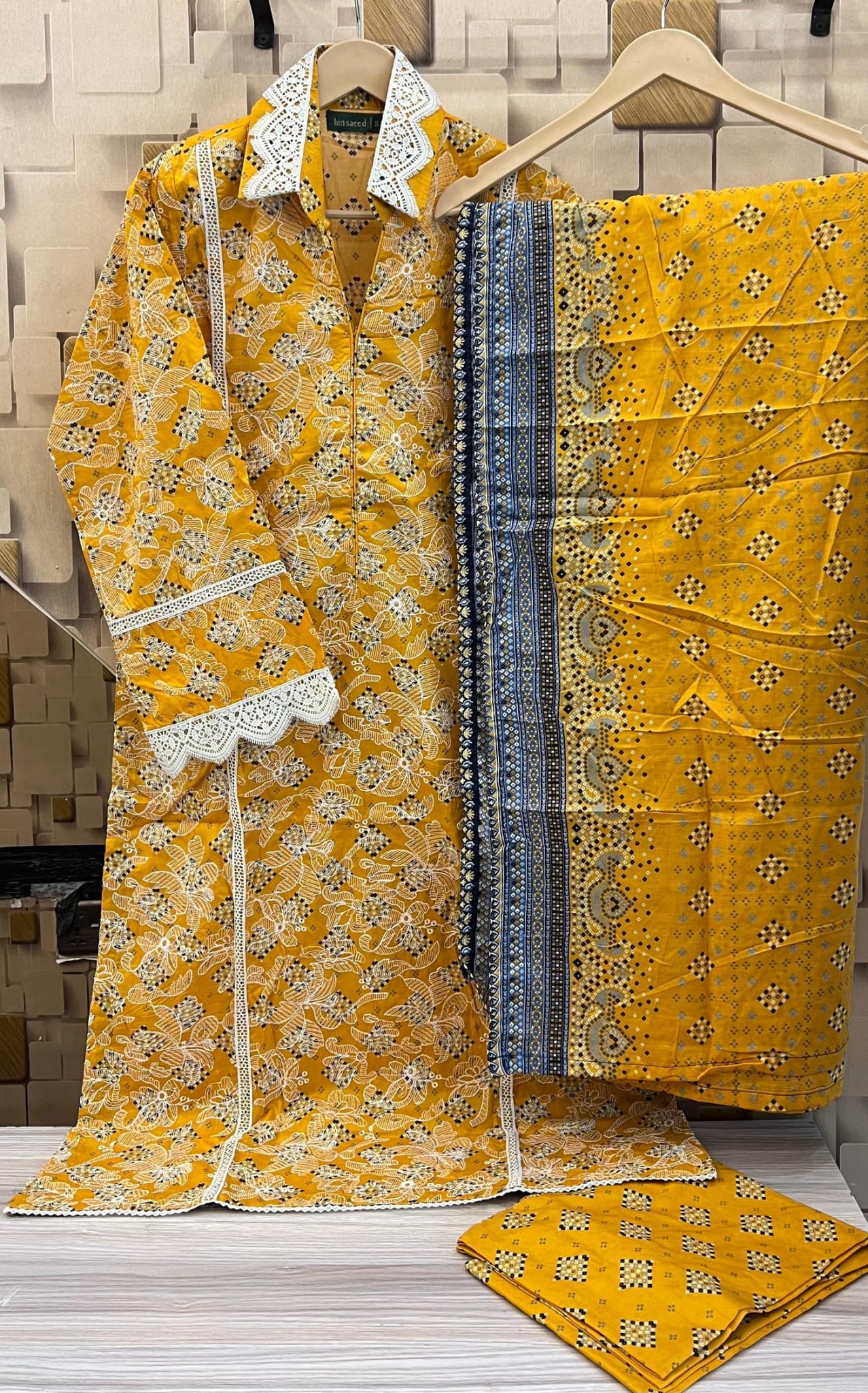 BIN SAEED EXCLUSIVE EMBROIDERED LAWN