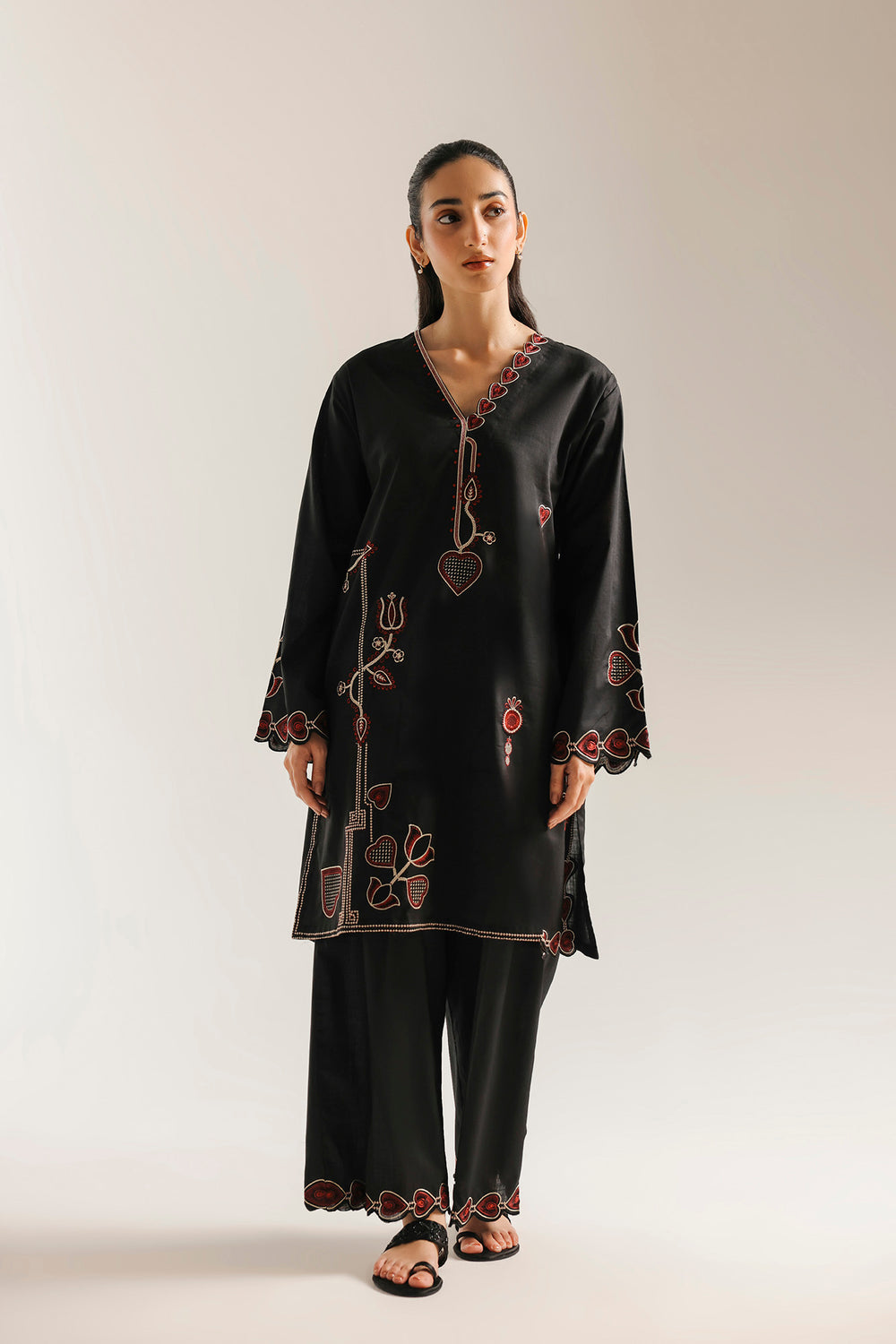 Ethnic Embroidered 2pc Suit