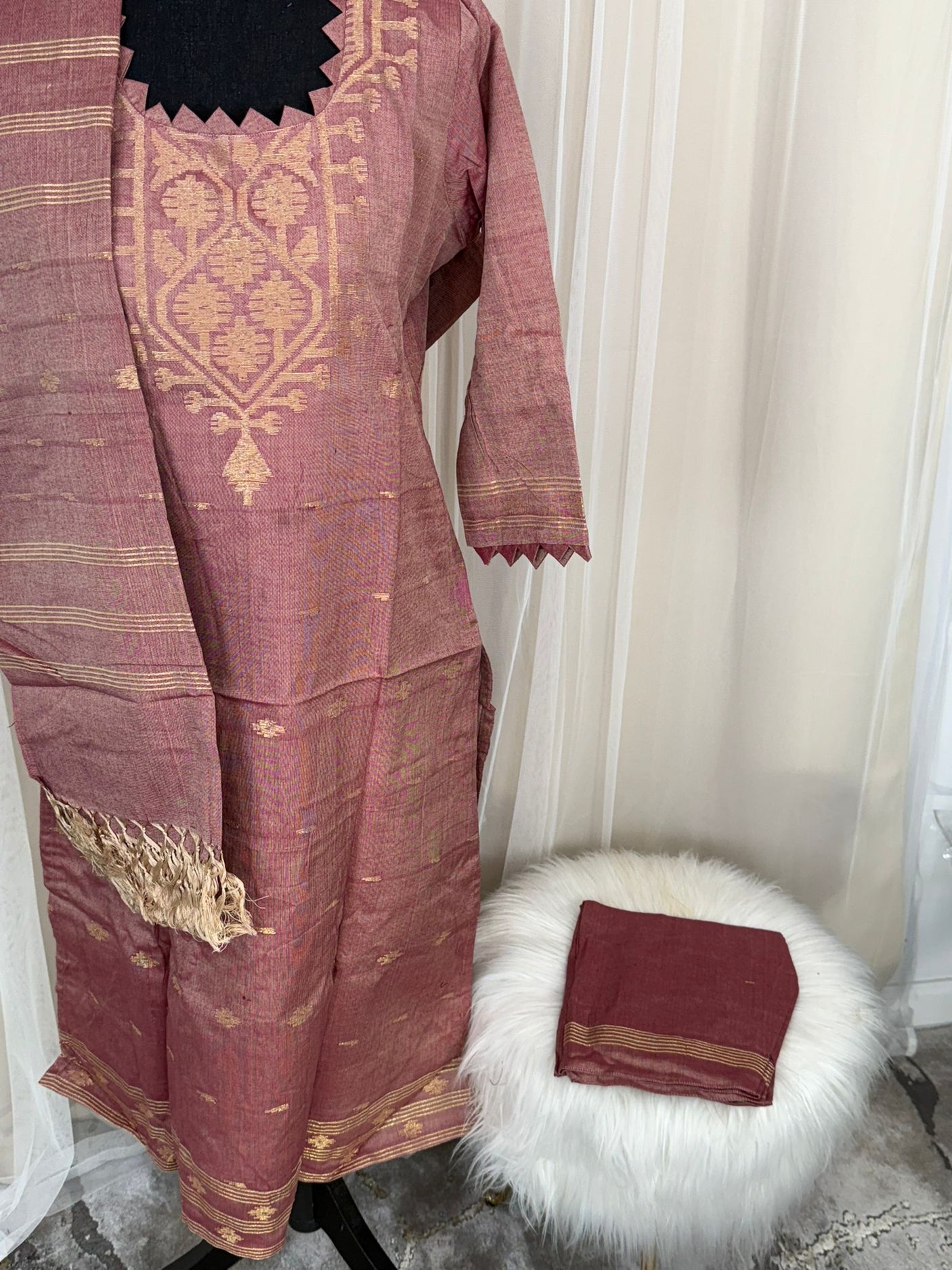Bangladeshi Jamdani salwar kamiz