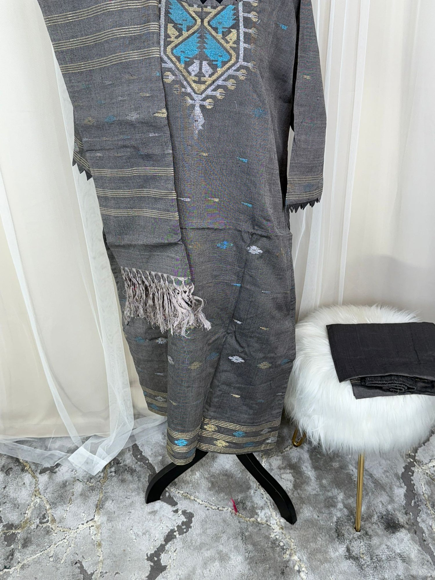 Bangladeshi Jamdani salwar kamiz