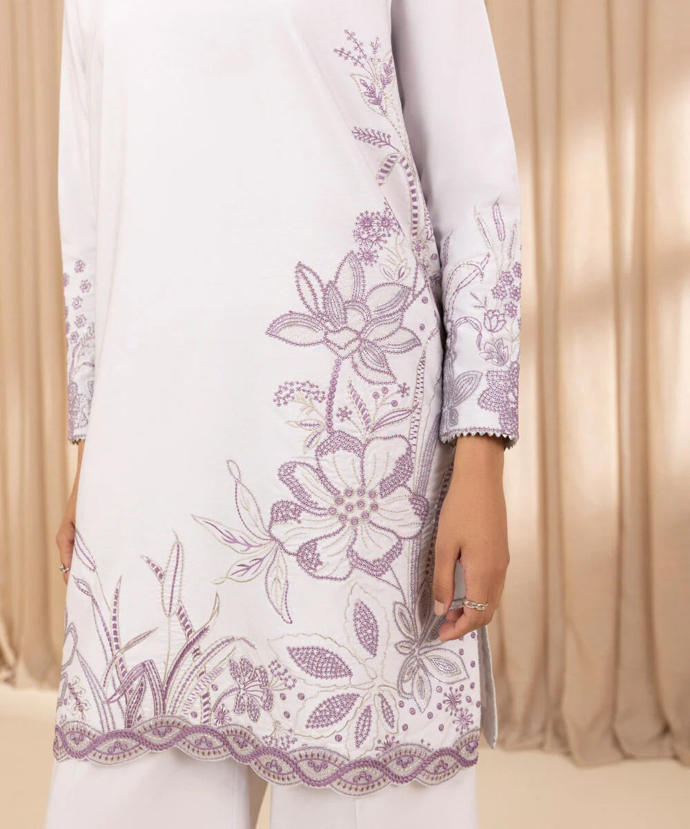 Sapphire 3Pc Embroidered Lawn Suit