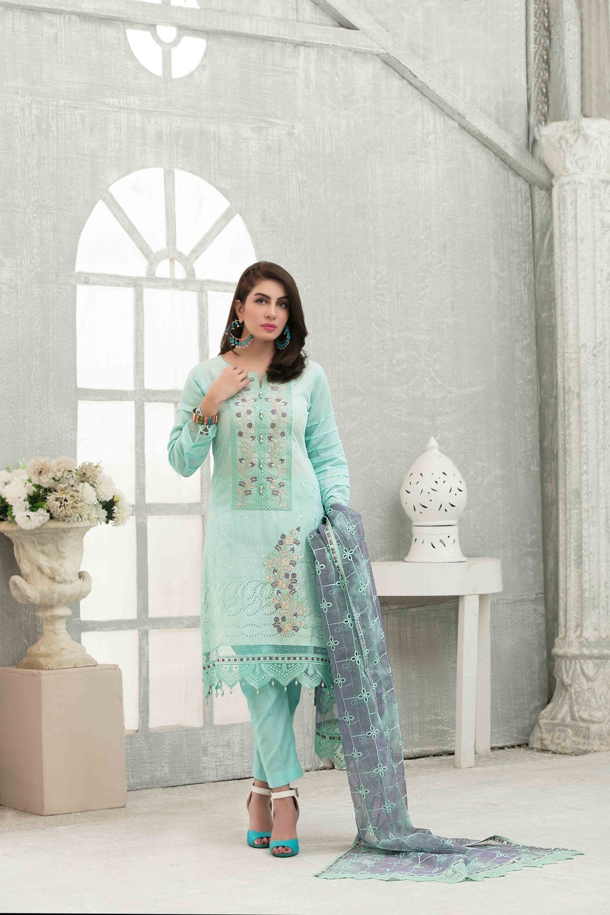 Chloe Schiffli Lawn By Tawakkal 100% Original