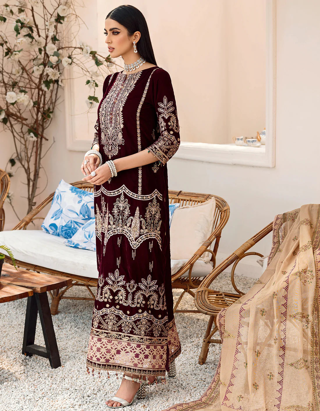 Emaan Adeel Makhmal Premium Velvet 100% Original