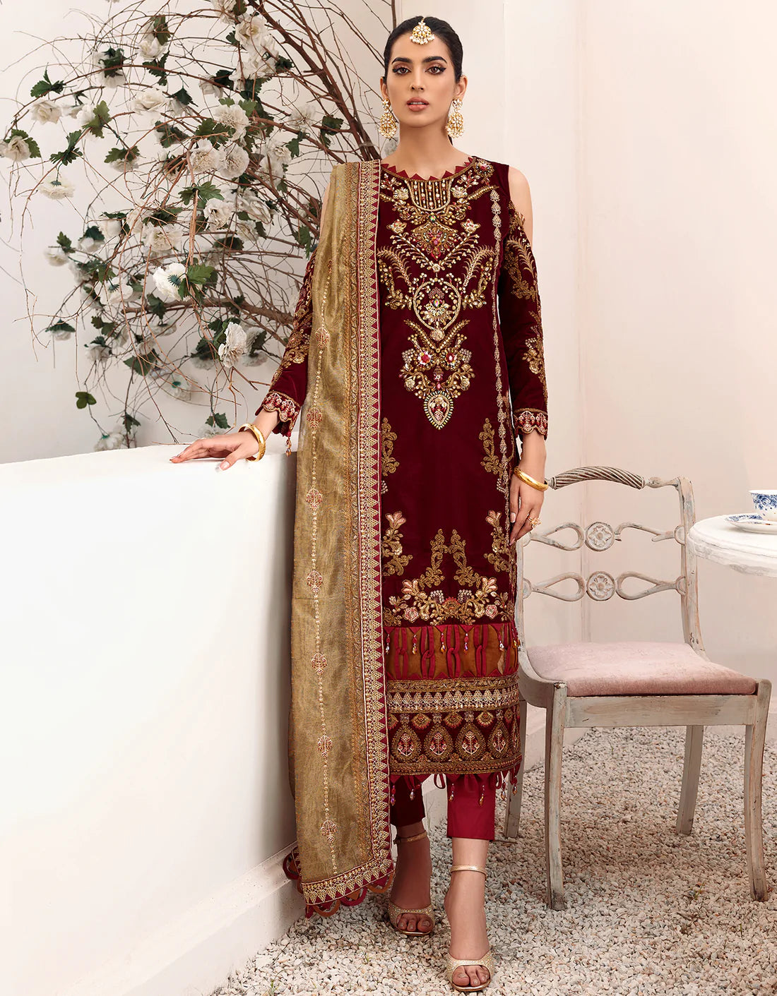 Emaan Adeel Makhmal Premium Velvet 100% Original