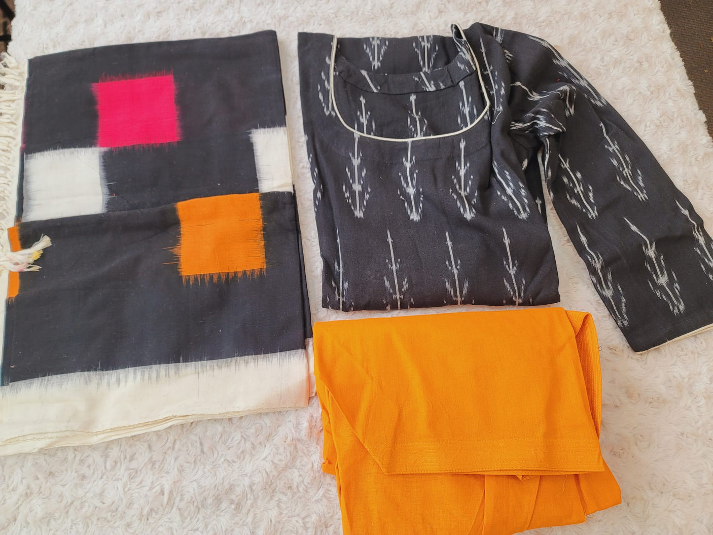 Handloom Ikkat Salwer Kamiz