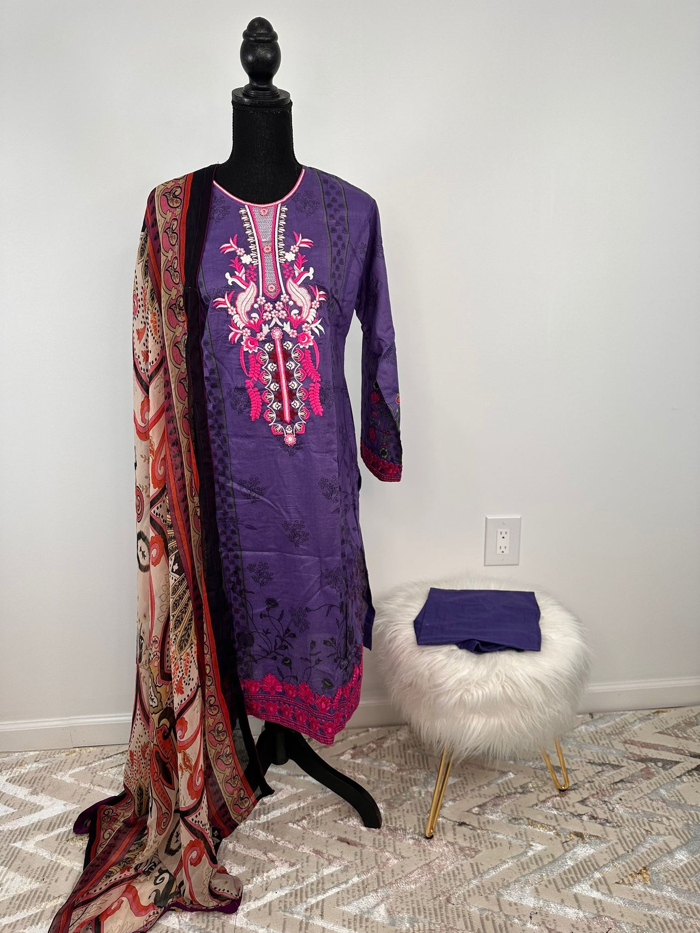 Pakistani Embroidered Lawn ready to ship