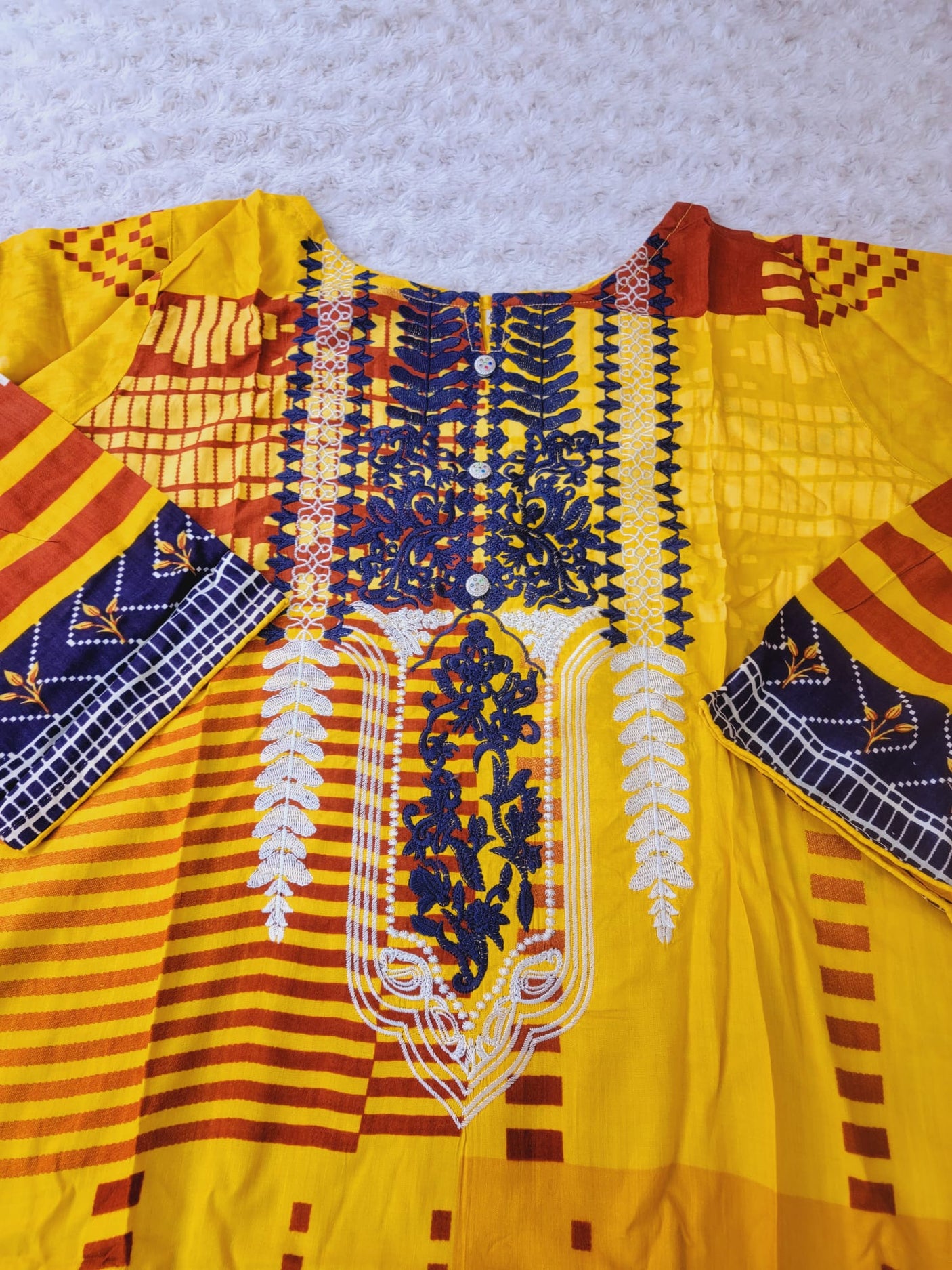 Pakistani linen Embroidered Salwar kameez Ready To Ship