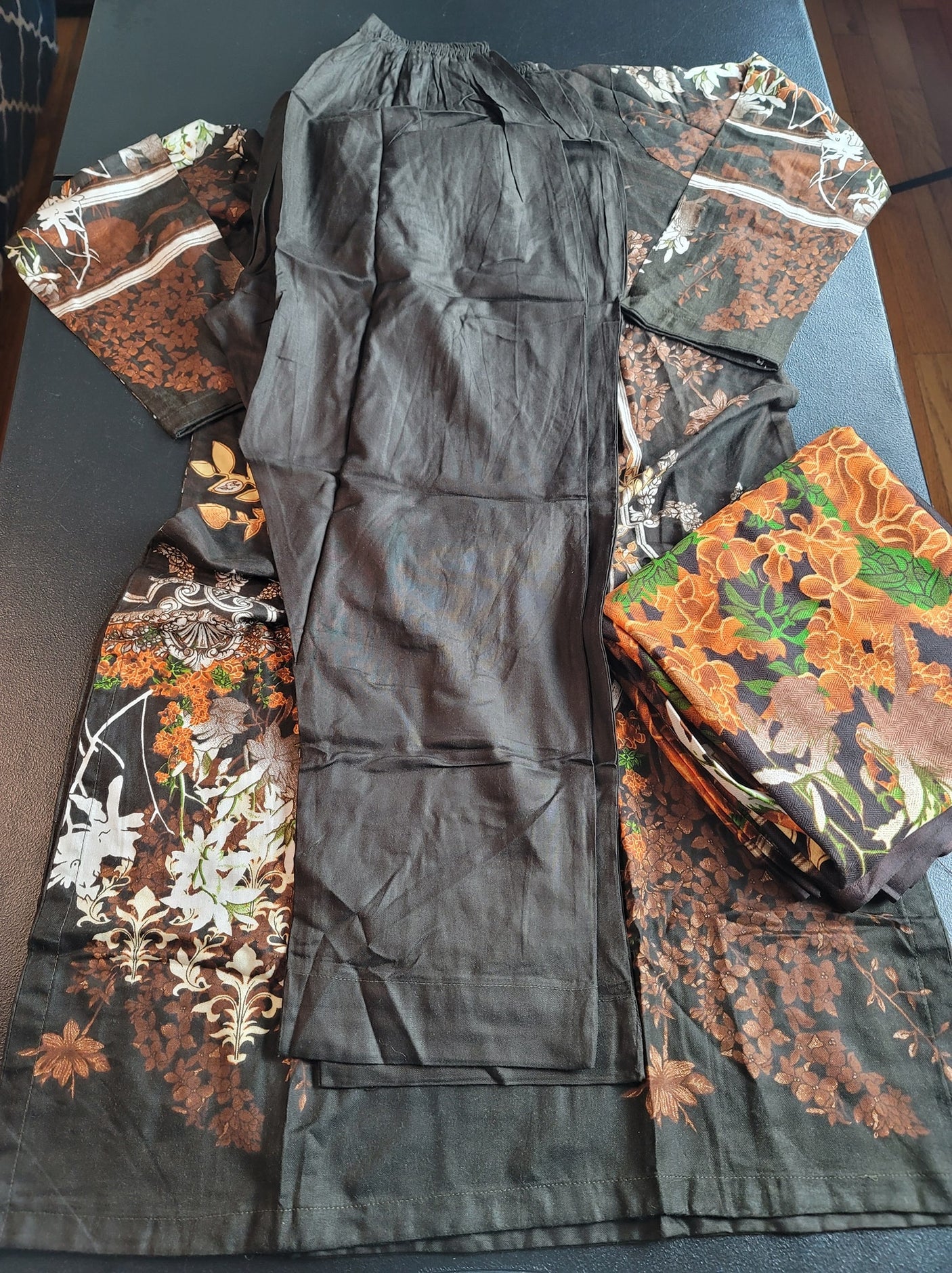 Pakistani linen Embroidered Salwar kameez Ready To Ship