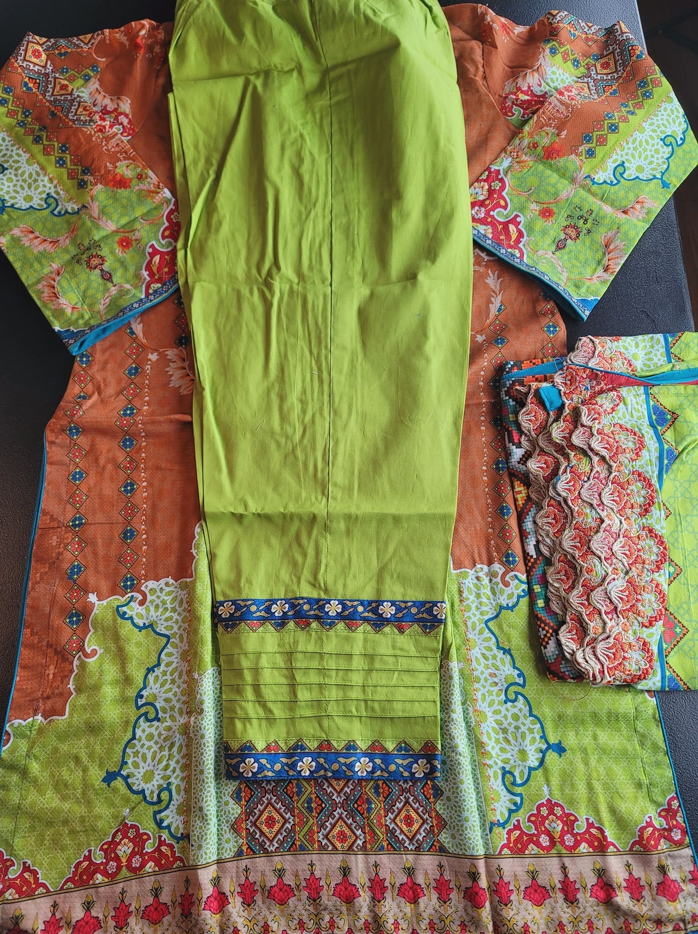 Guljee Embroidered Collection-100% Original Guaranteed