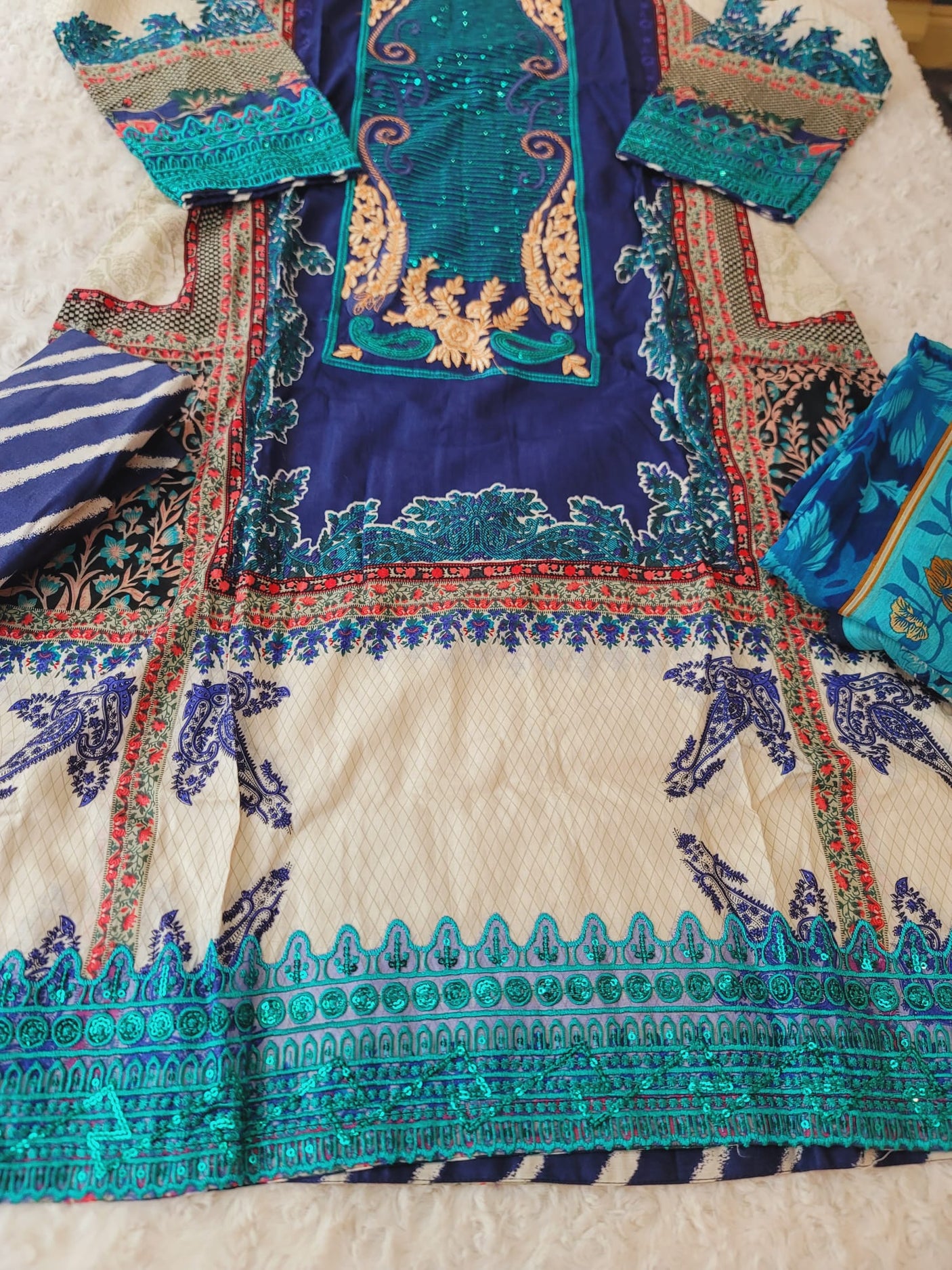 Pakistani Stitched lawn Embroidered Salwar kameez ready to ship