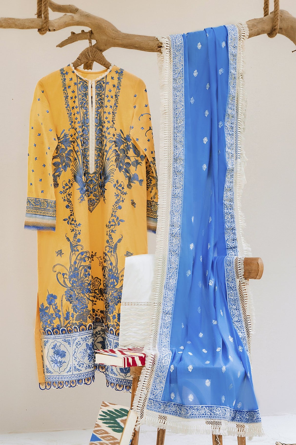 ELAN Embroidered Lawn Collection 2021 -100% Original Guaranteed