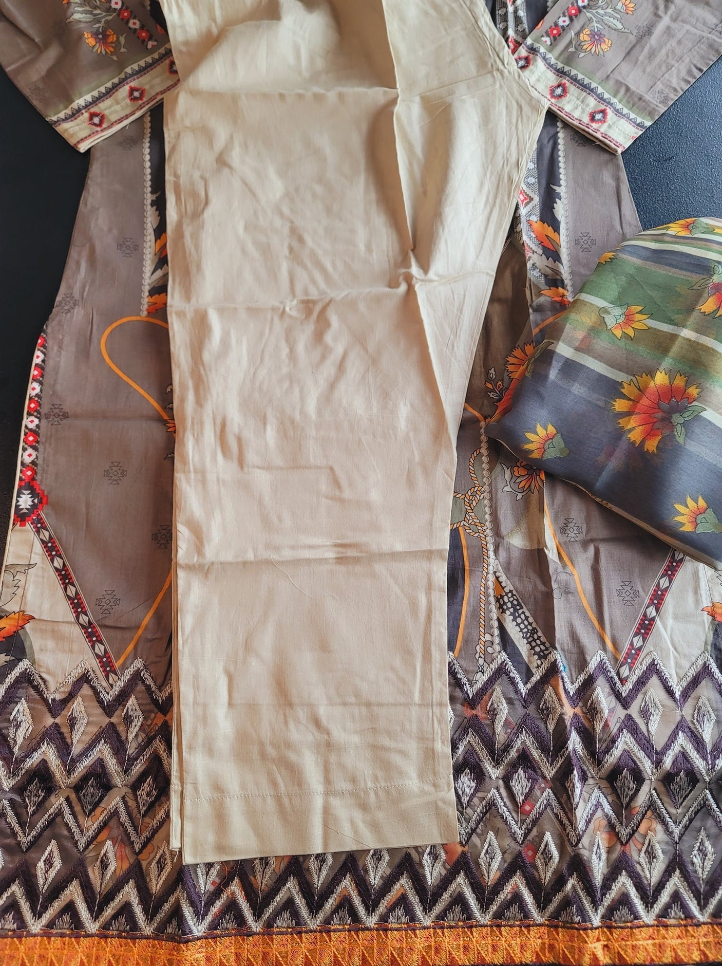 Pakistani Lawn Embroidered Salwar kameez Ready To Ship