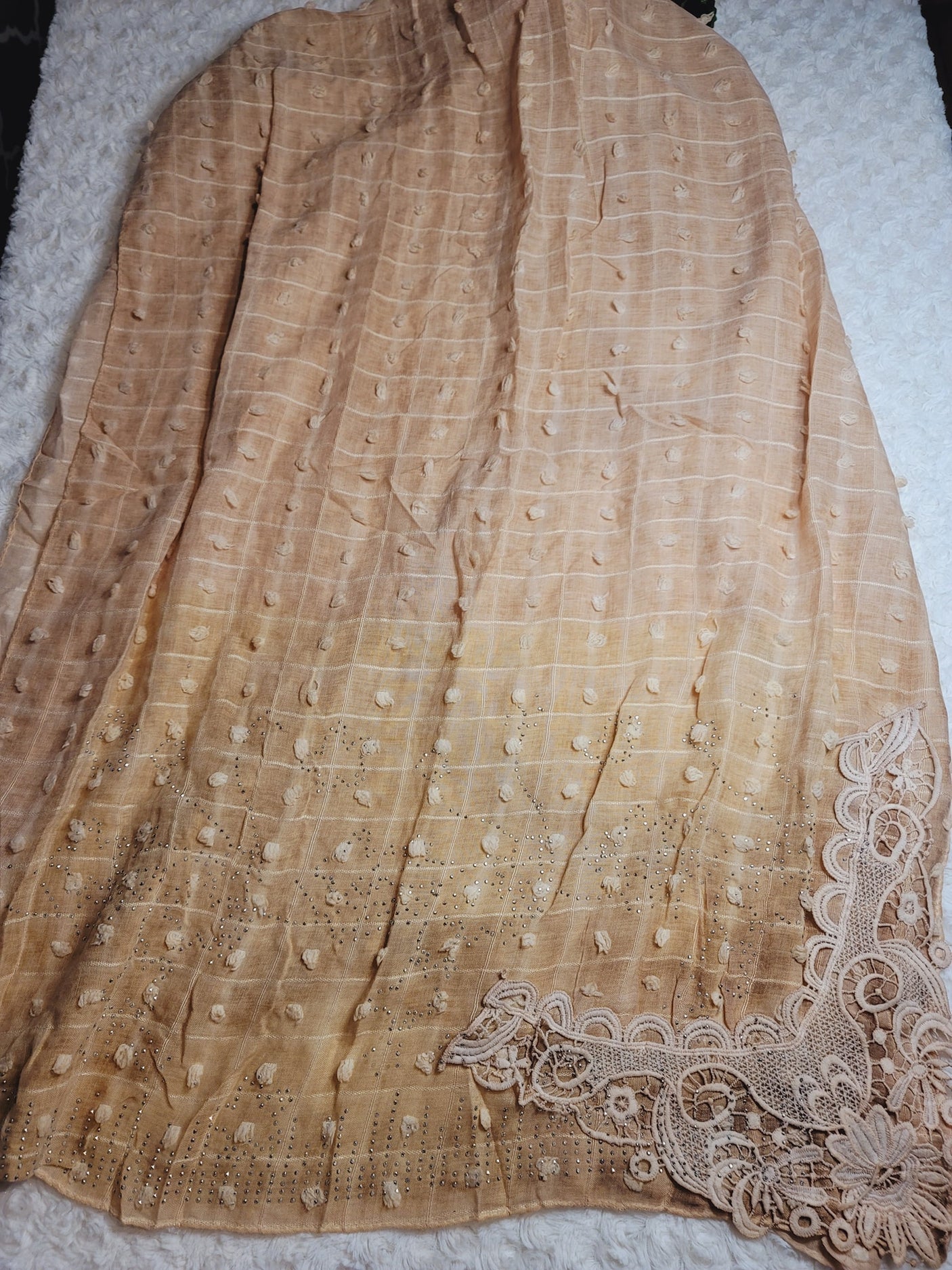 Super soft party hijab.