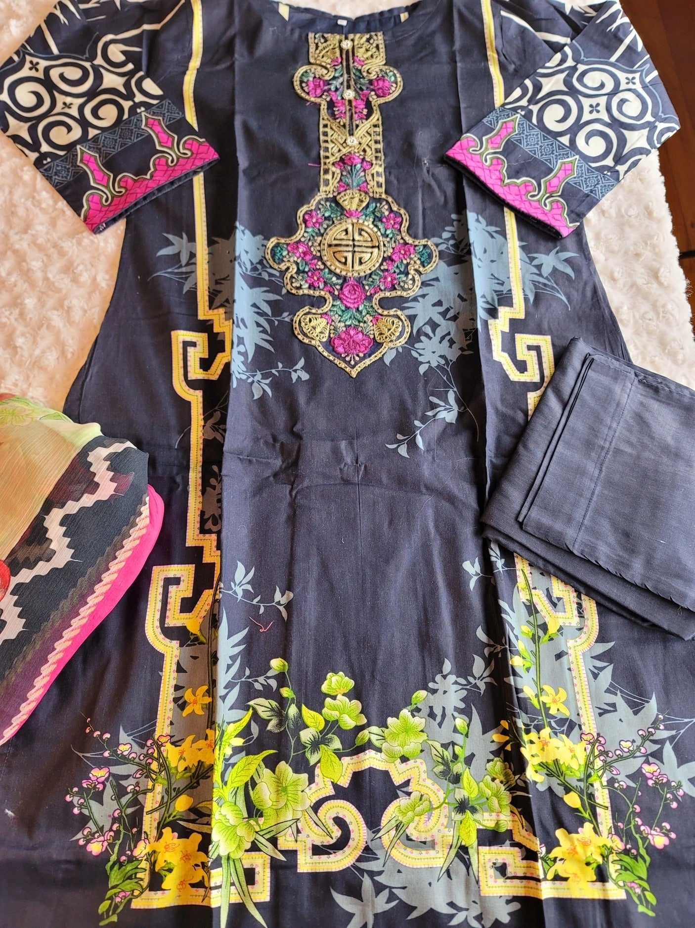 Pakistani Lawn Embroidered Salwar kameez Ready To Ship